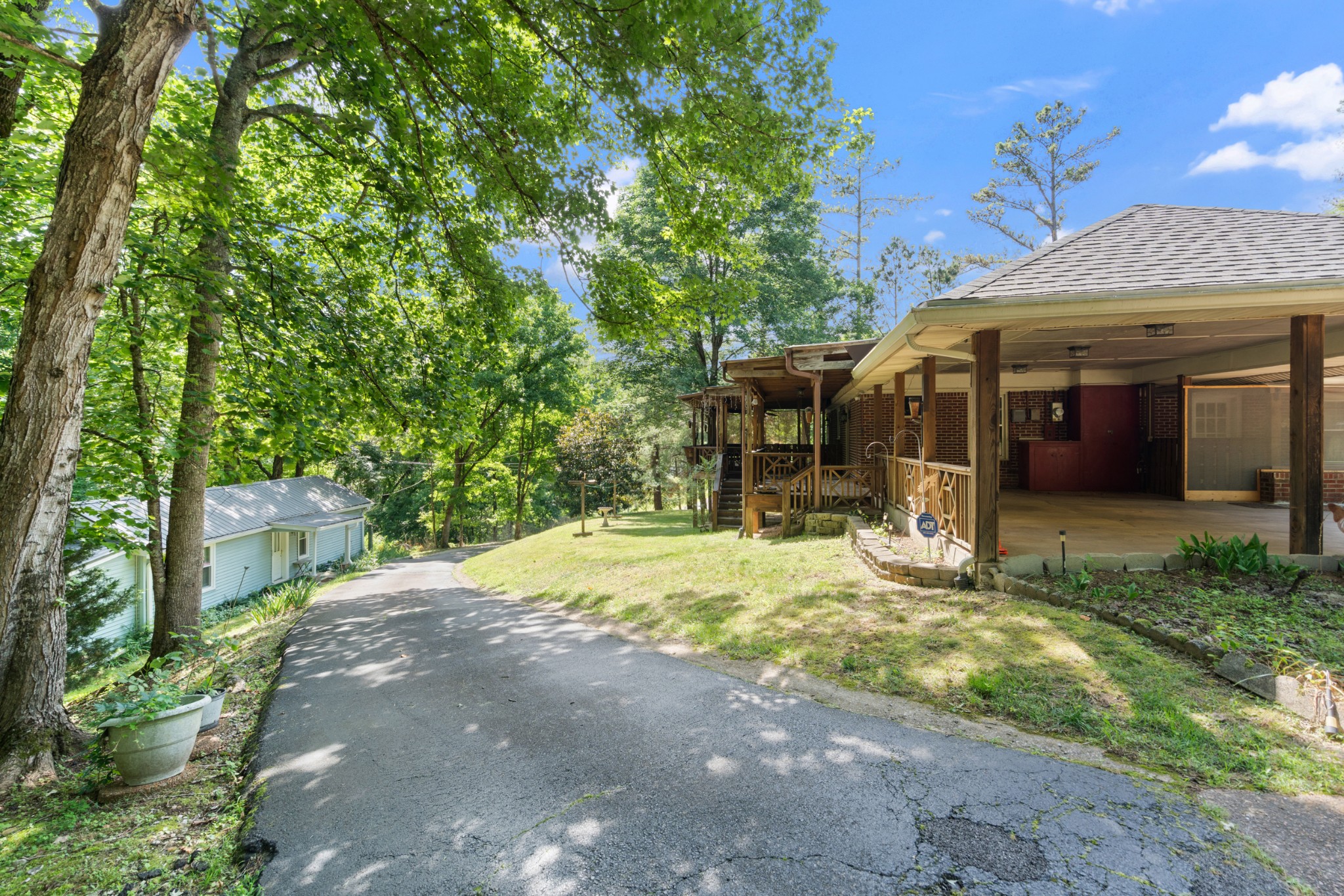 498 Highway 100 Property Photo 34