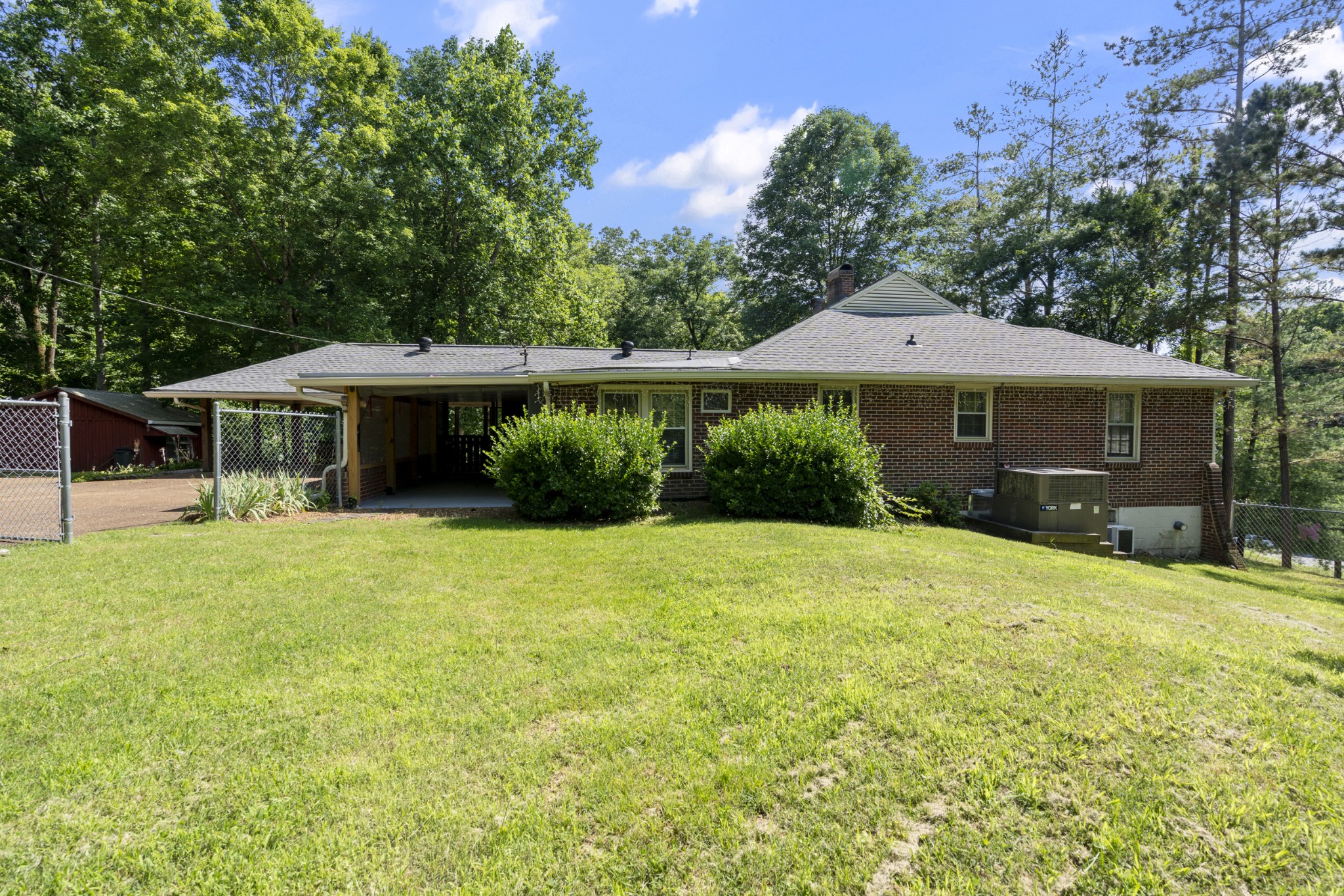 498 Highway 100 Property Photo 36