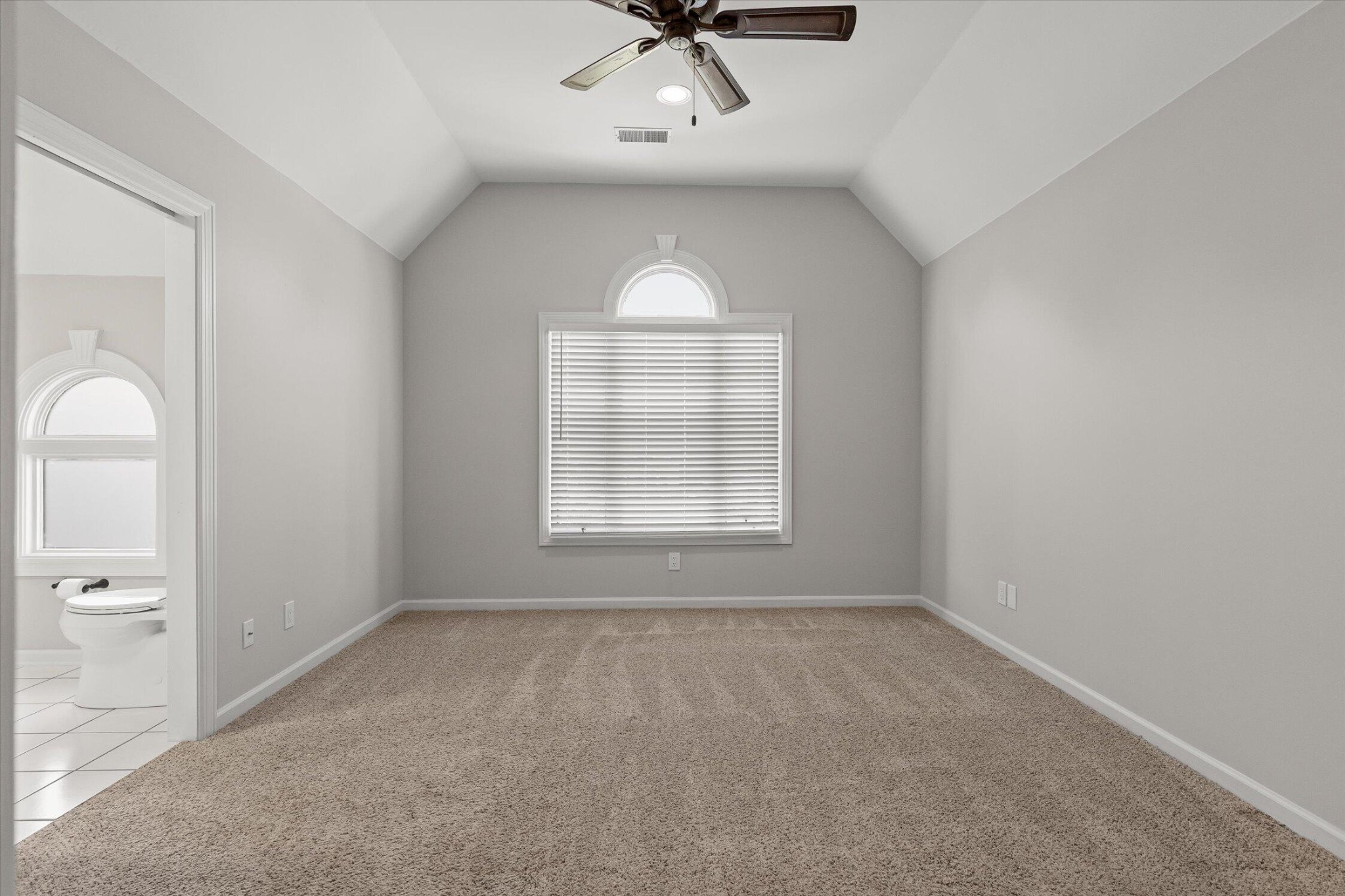 7729 Diamondhead Drive Property Photo 37