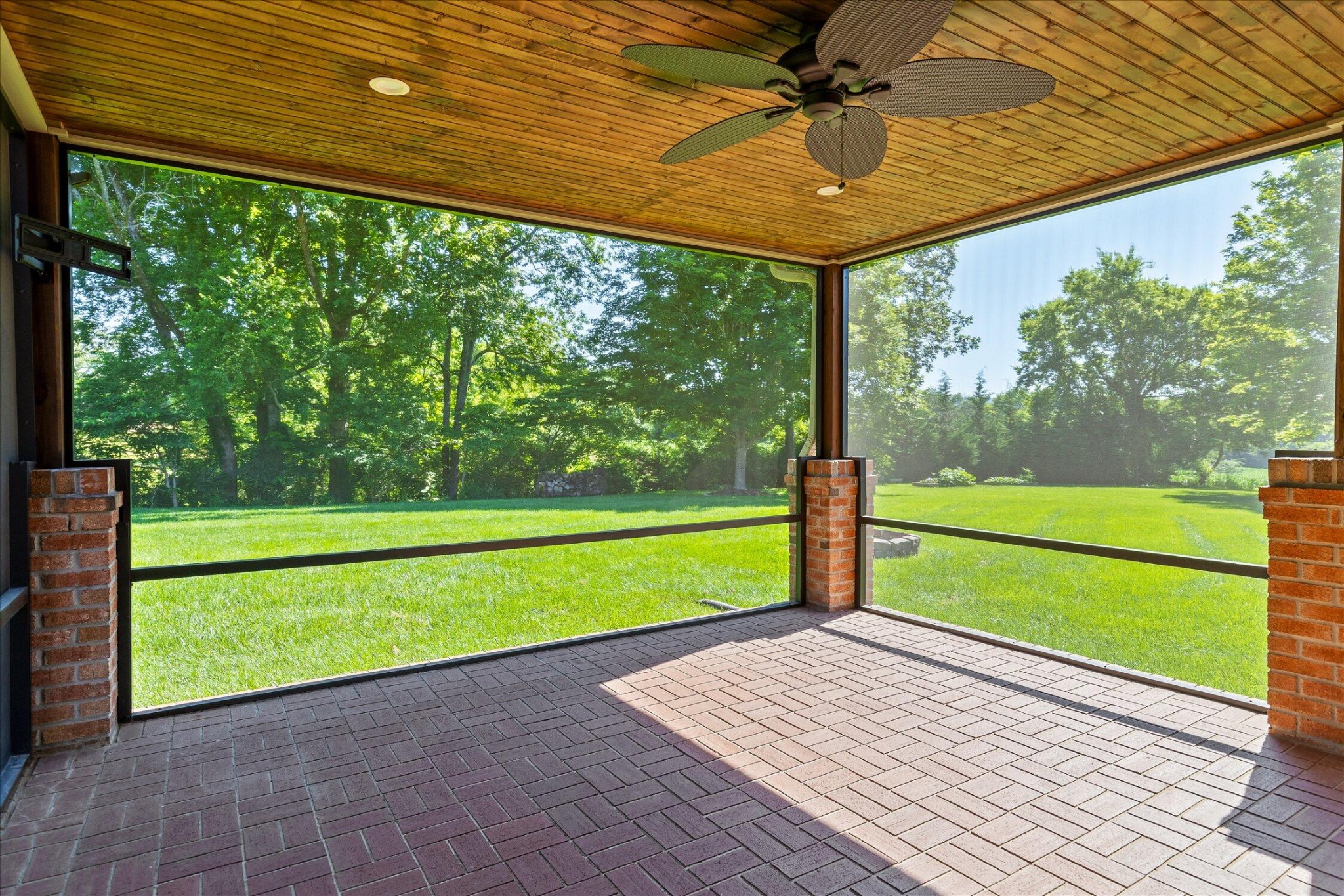 7729 Diamondhead Drive Property Photo 56