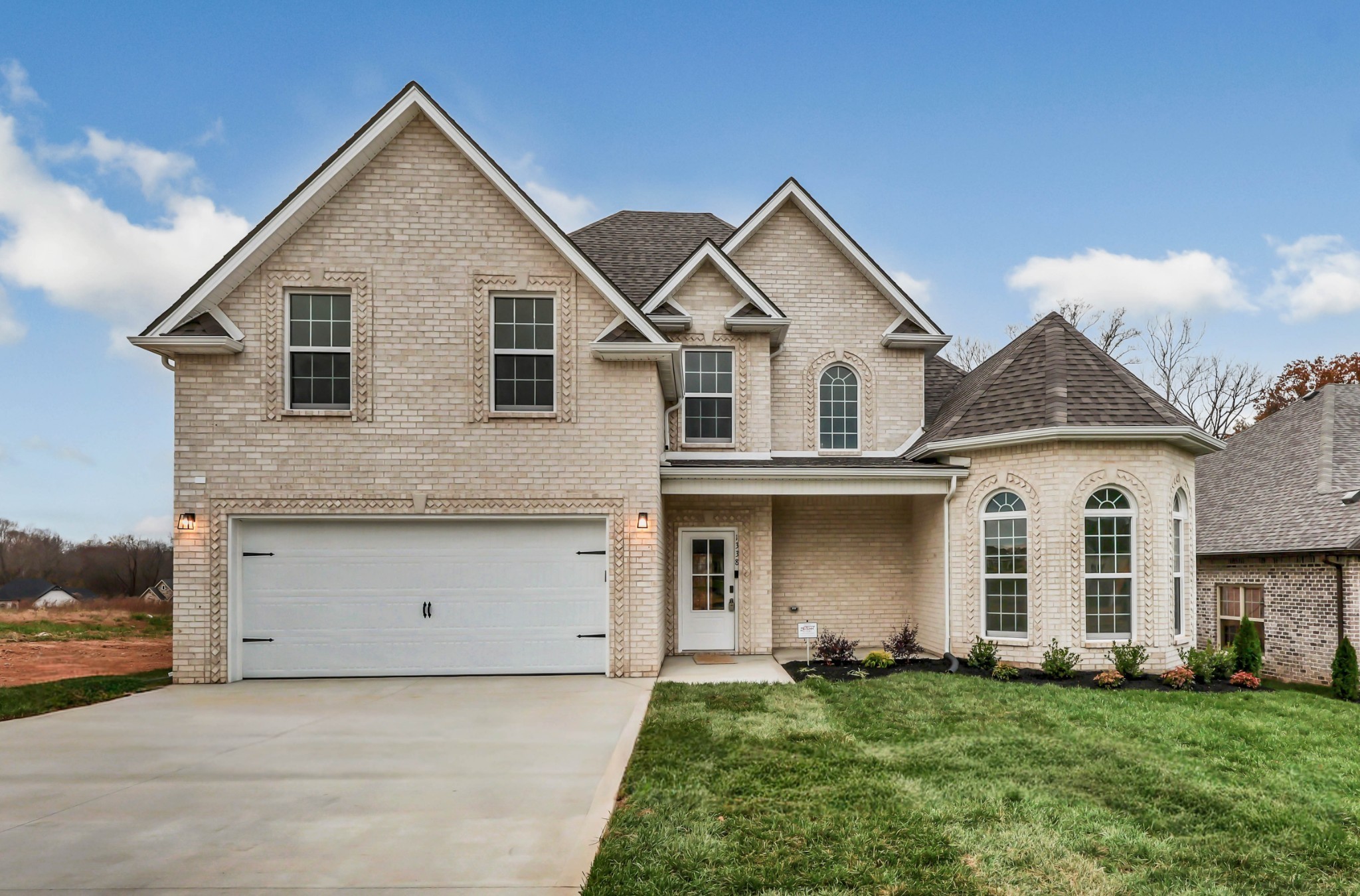 1338 English Oak Dr Property Photo 1
