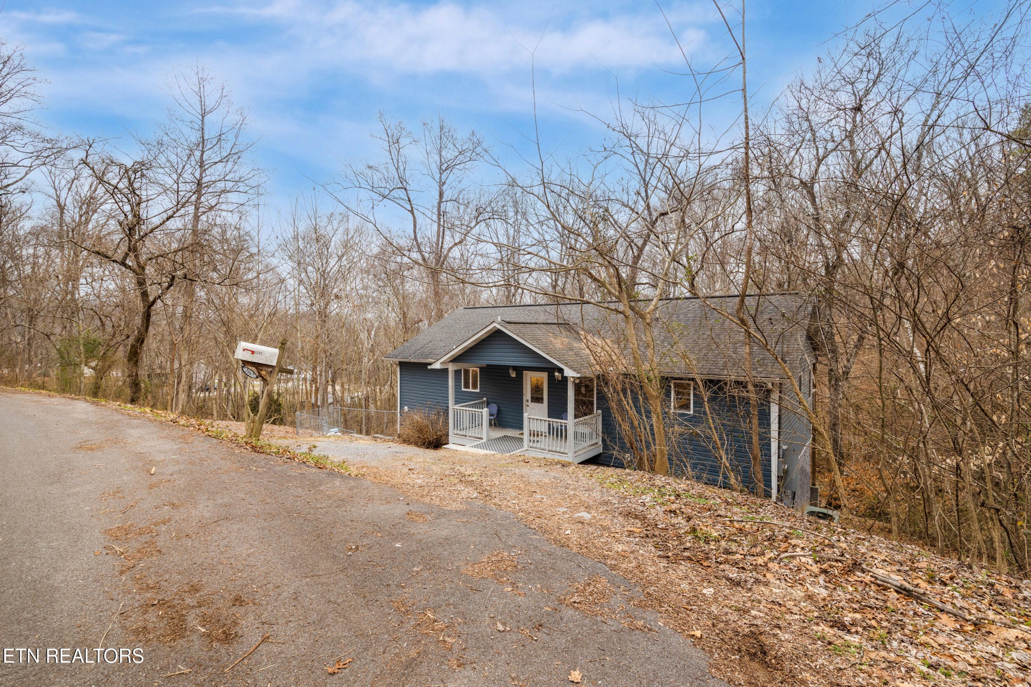 2067 Highpoint Lane Property Photo 5