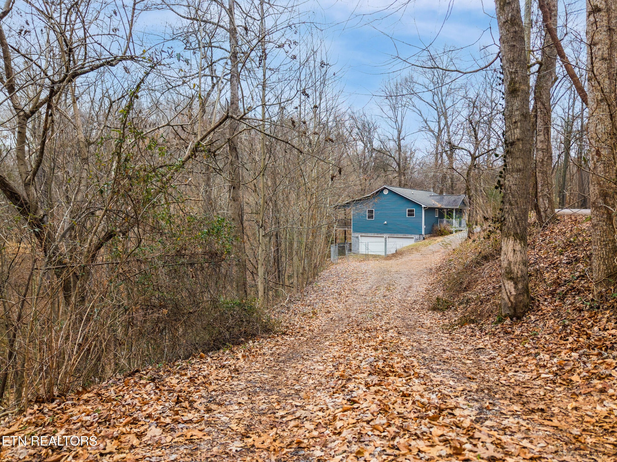 2067 Highpoint Lane Property Photo 6