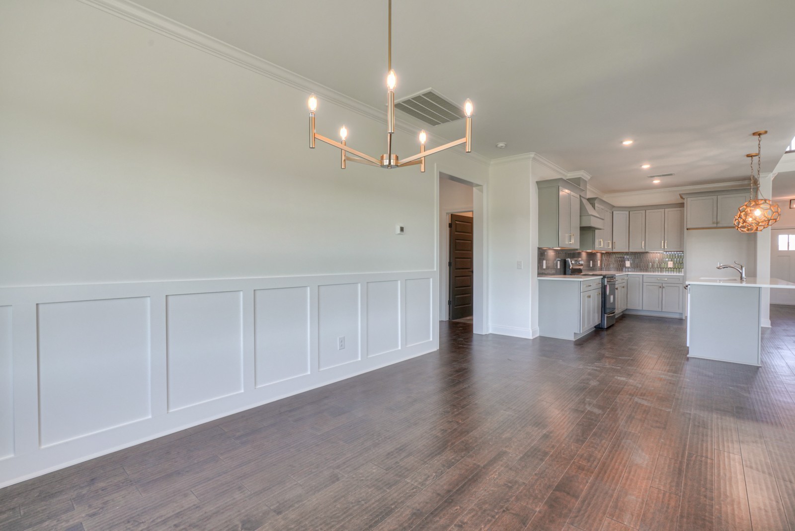5525 Sinclair St Property Photo 11