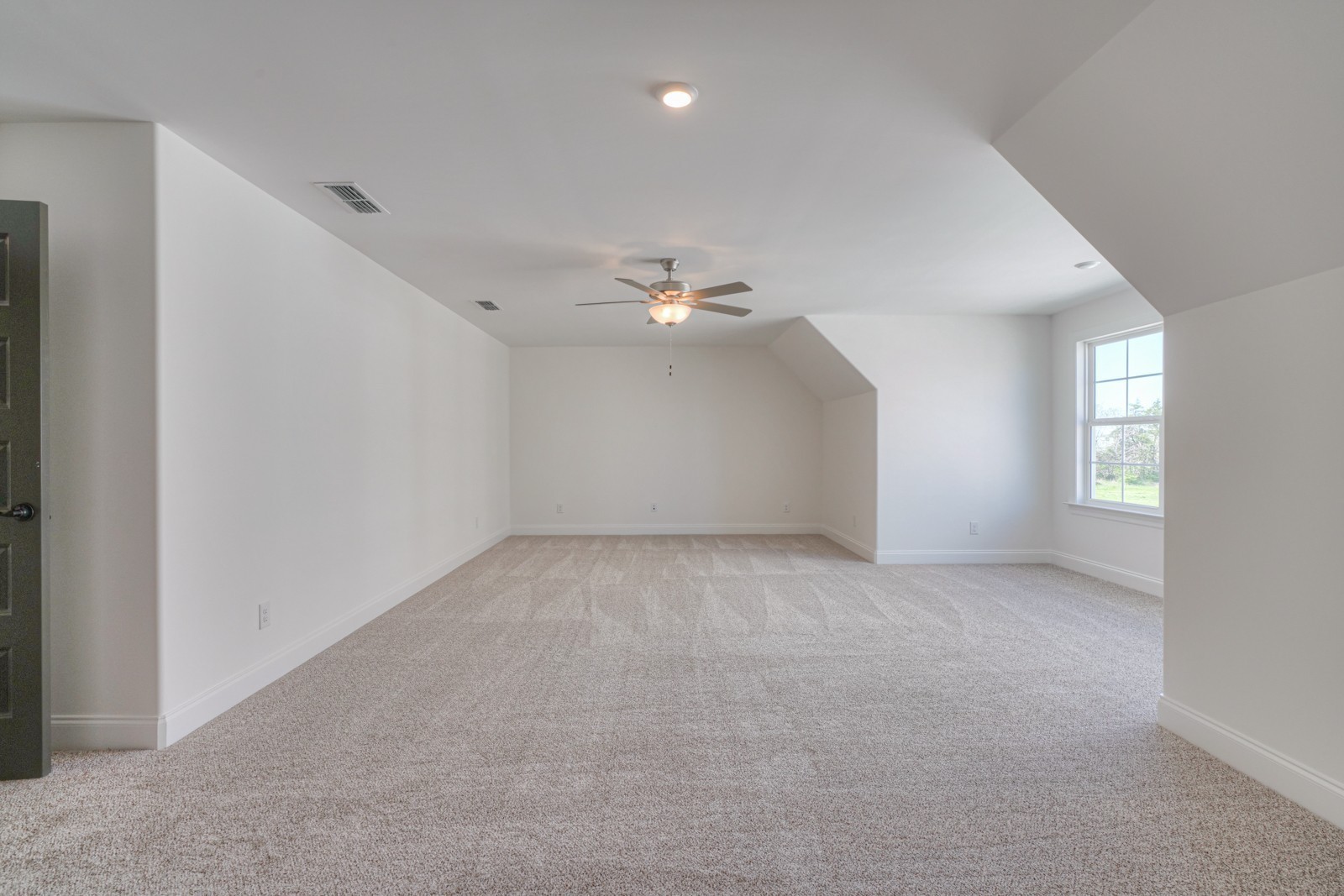 5525 Sinclair St Property Photo 36