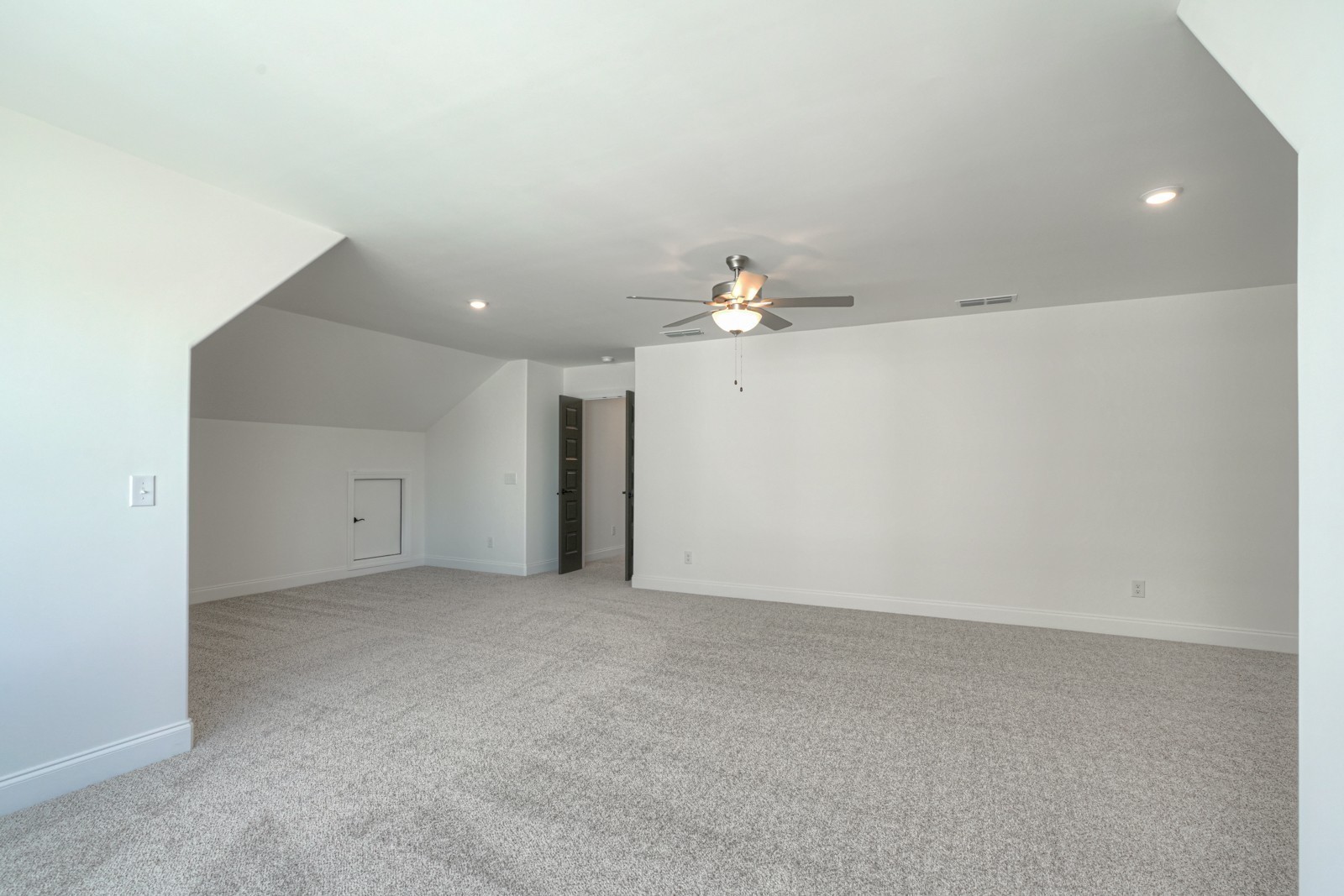 5525 Sinclair St Property Photo 37