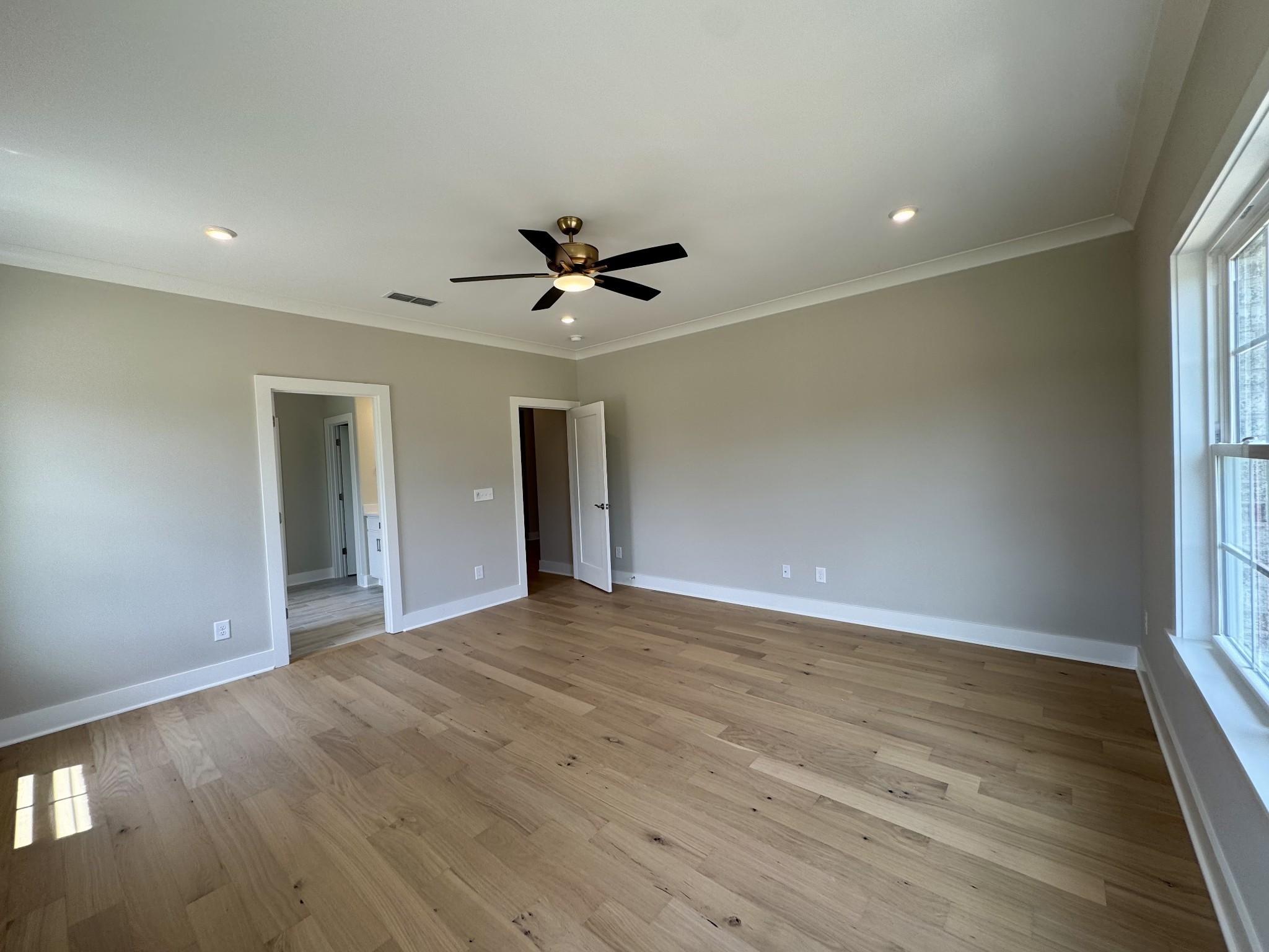5516 Sinclair St Property Photo 6