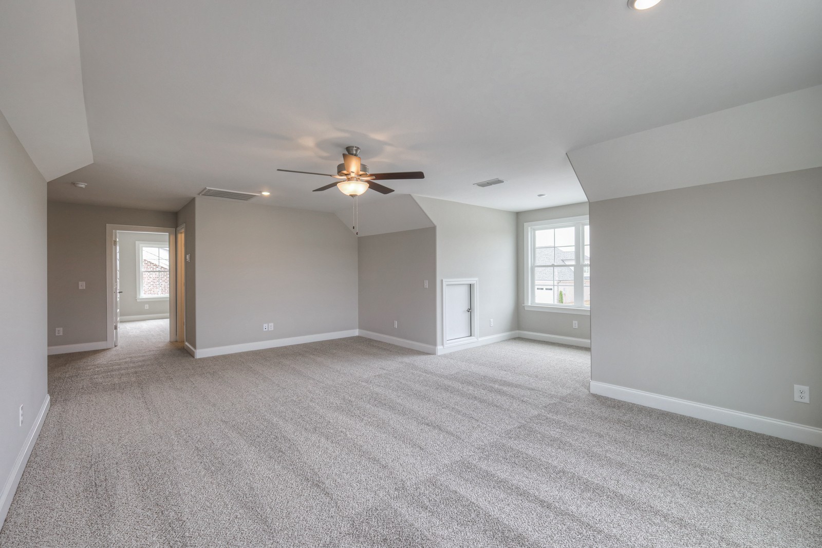 5529 Sinclair St Property Photo 32