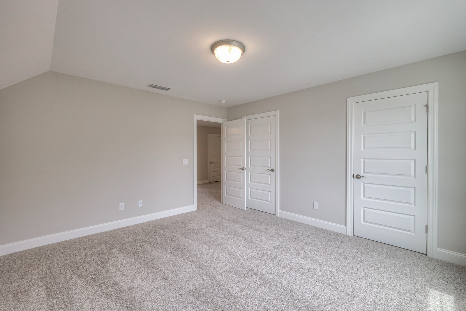 5529 Sinclair St Property Photo 36