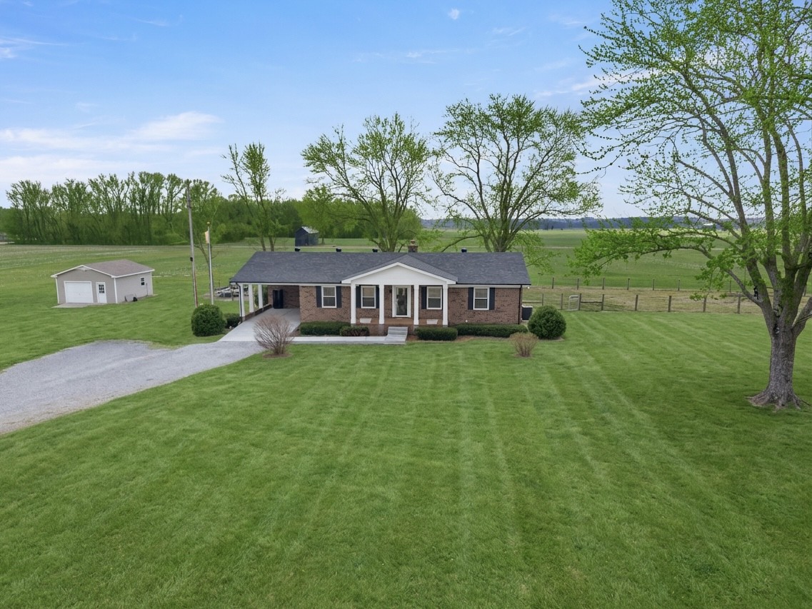 8412 Highway 41, N Property Photo 1