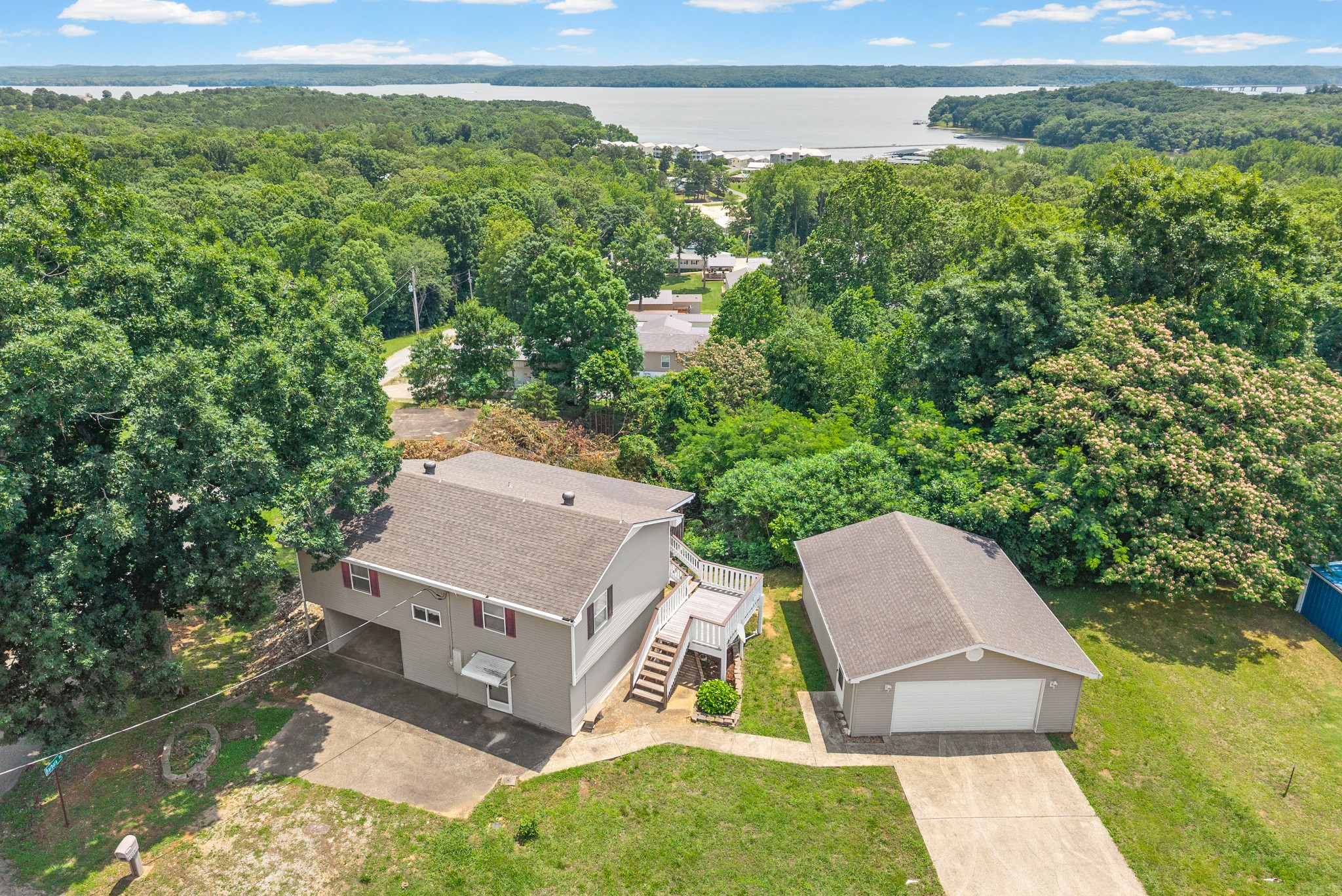 1060 Cypress Rd Property Photo 1
