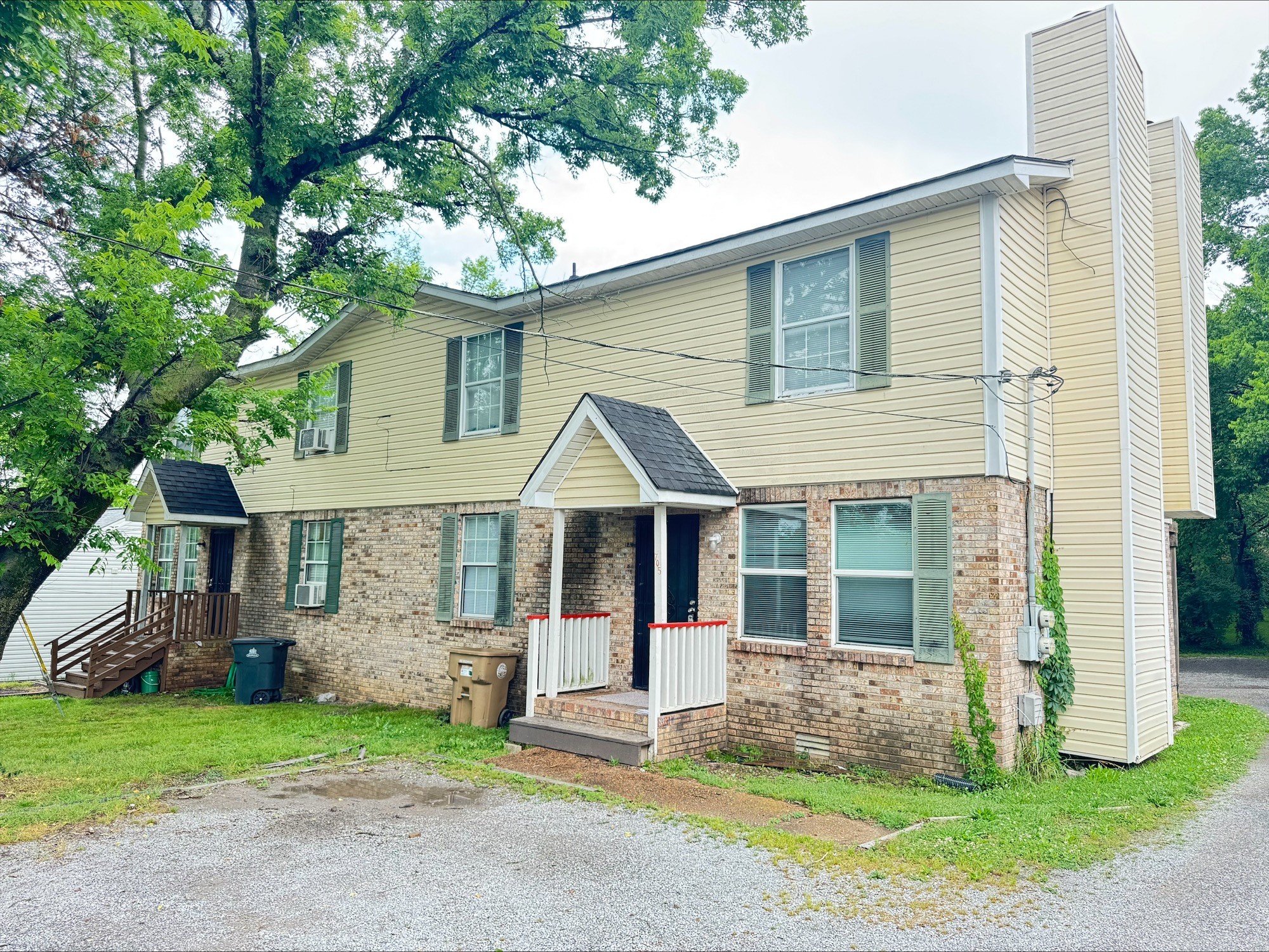 705 Neelys Bend Rd