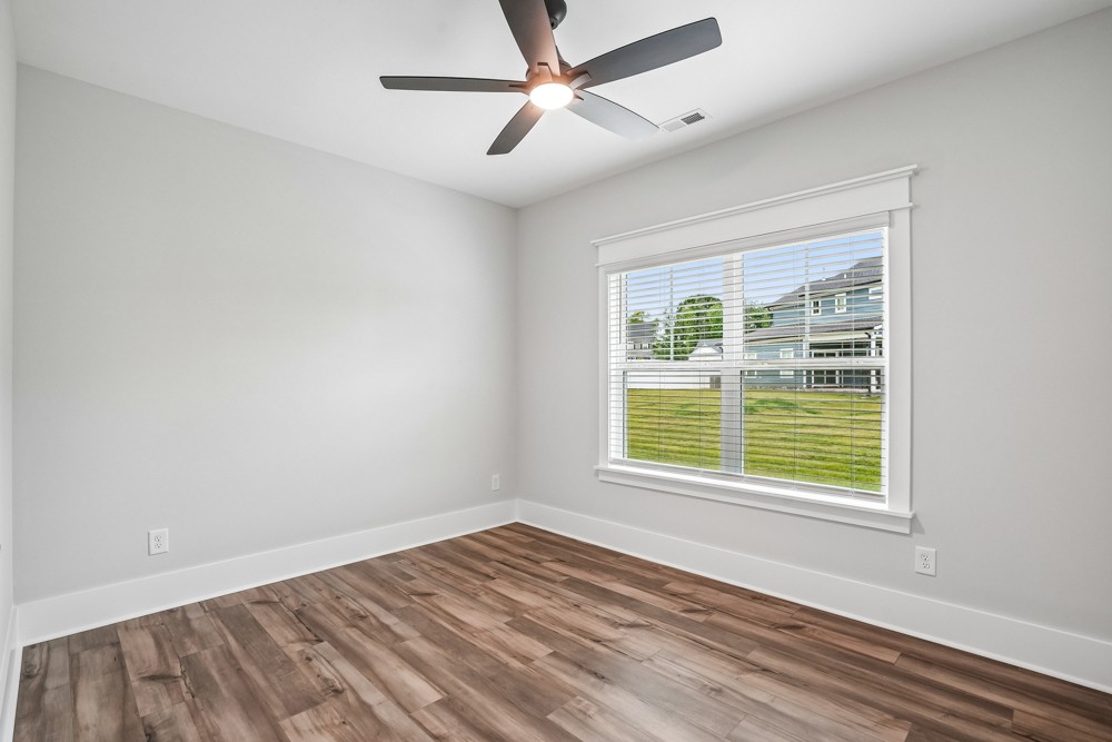 604 Silver Trace Property Photo 10