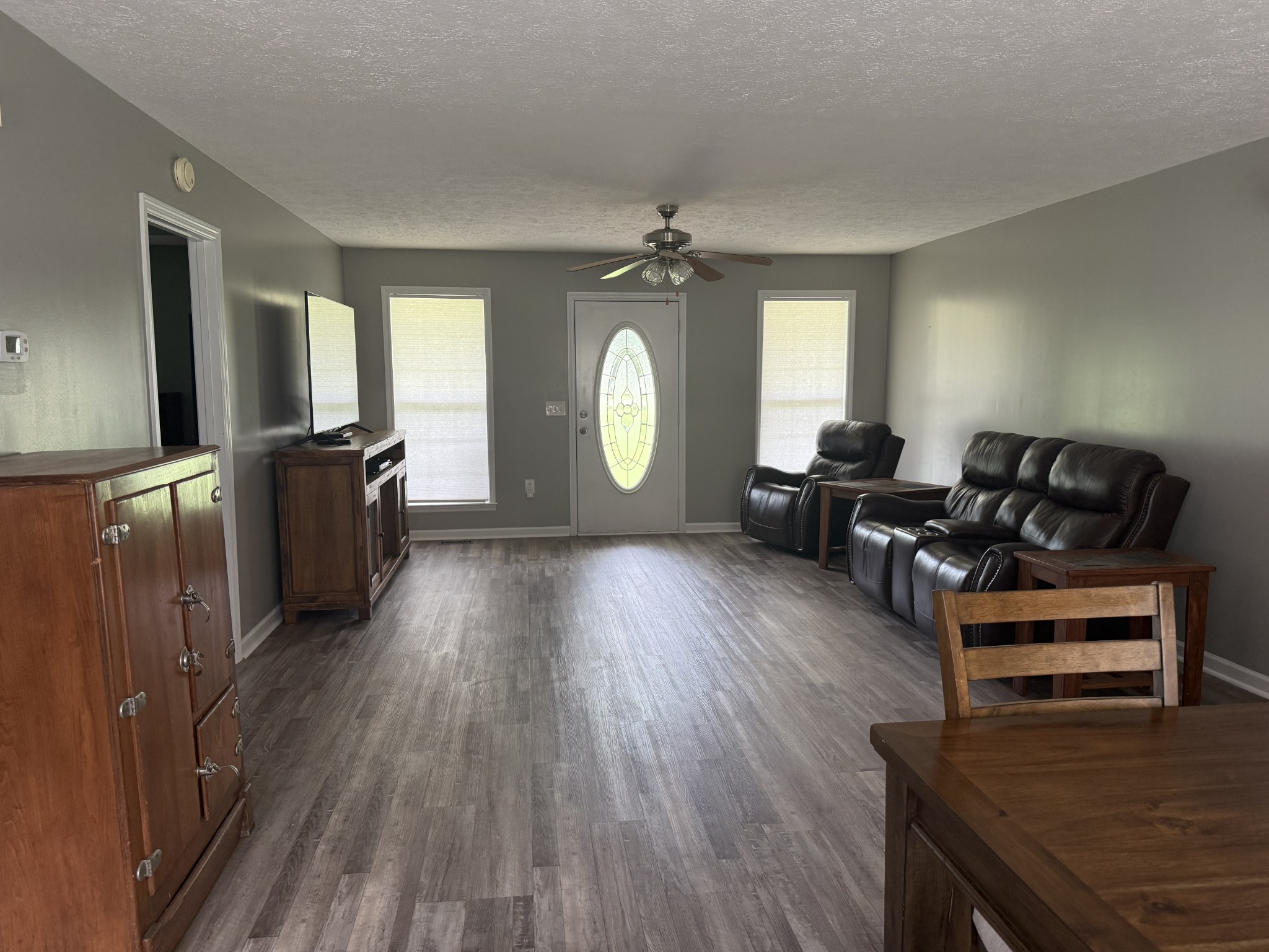 28 Long Meadow Dr Property Photo 5