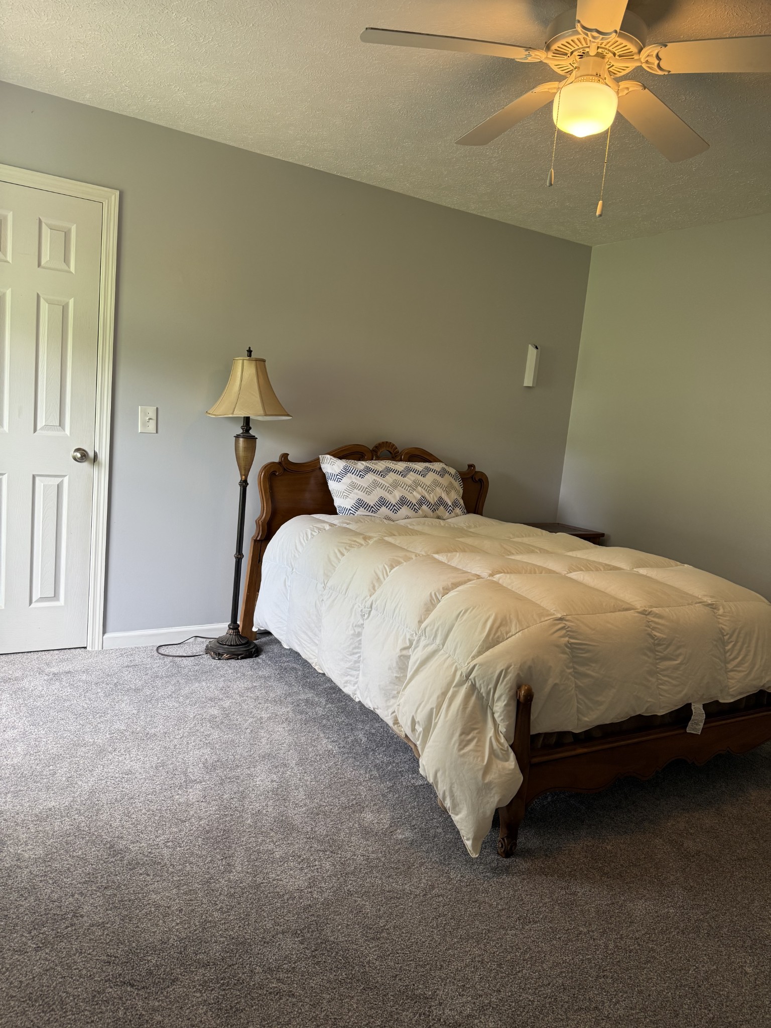 28 Long Meadow Dr Property Photo 14