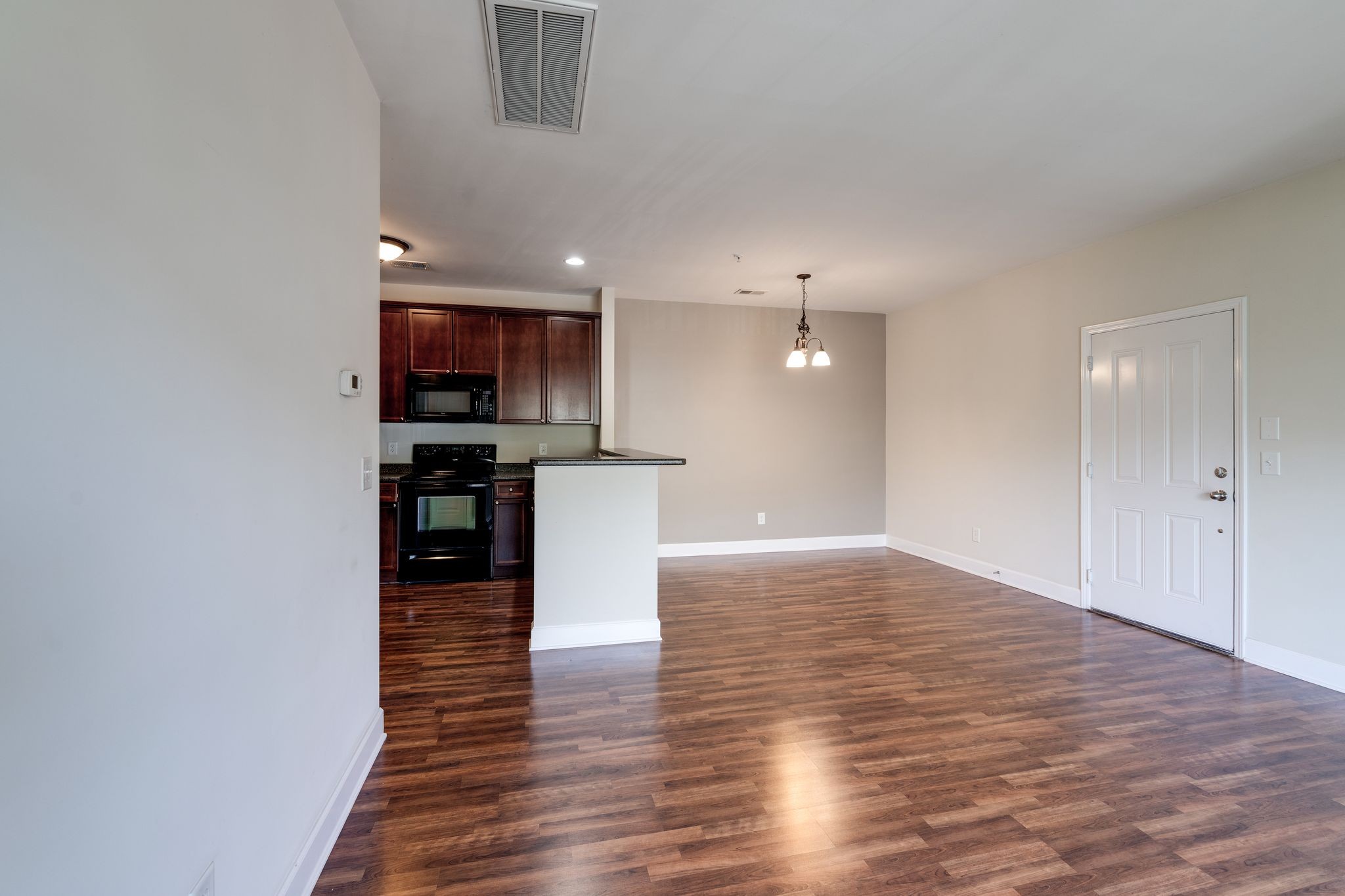 8511 Burnham Ln Property Photo 8