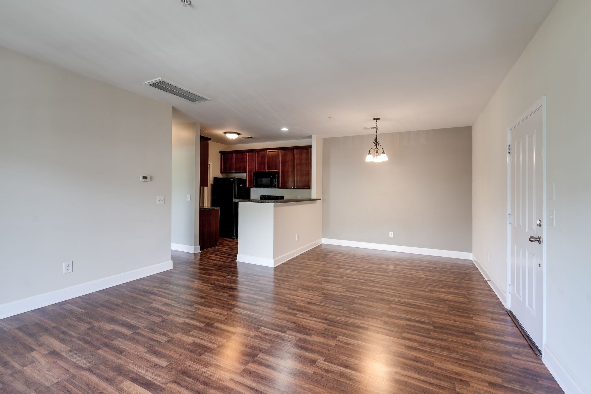 8511 Burnham Ln Property Photo 9