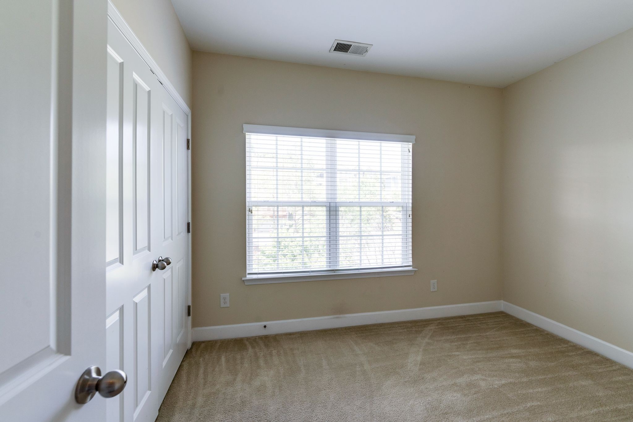 8511 Burnham Ln Property Photo 20