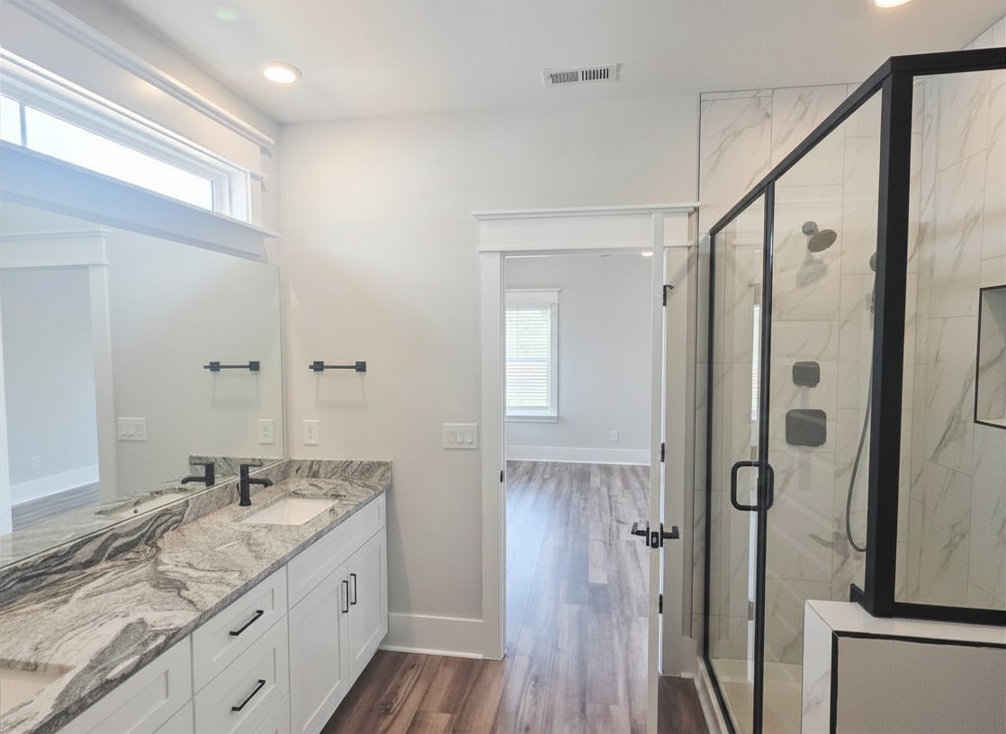 332 Springbrook Blvd Property Photo 18