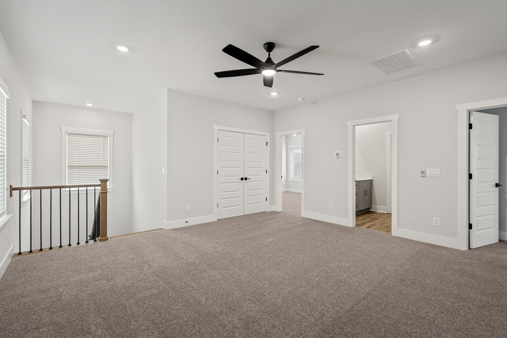 332 Springbrook Blvd Property Photo 22