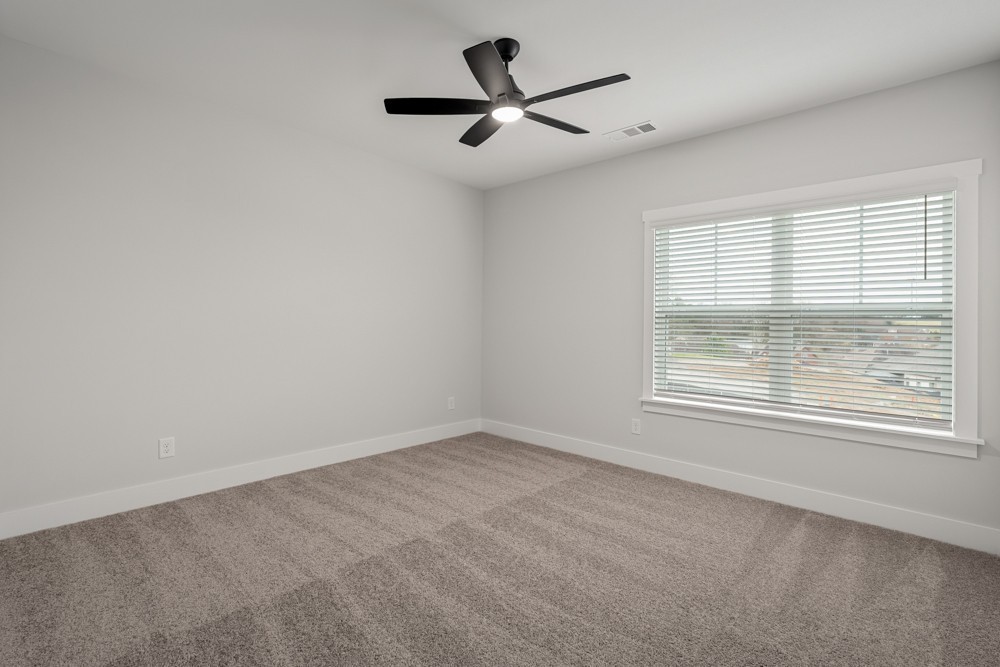 332 Springbrook Blvd Property Photo 29