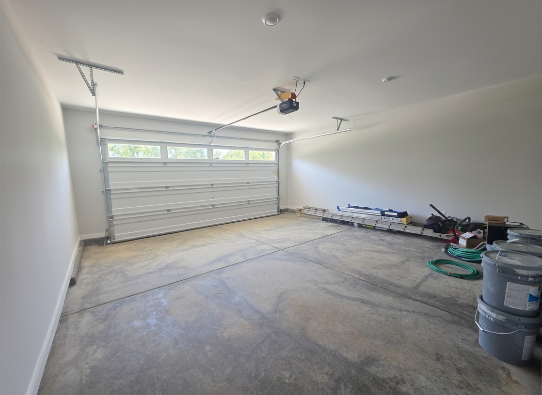 332 Springbrook Blvd Property Photo 36