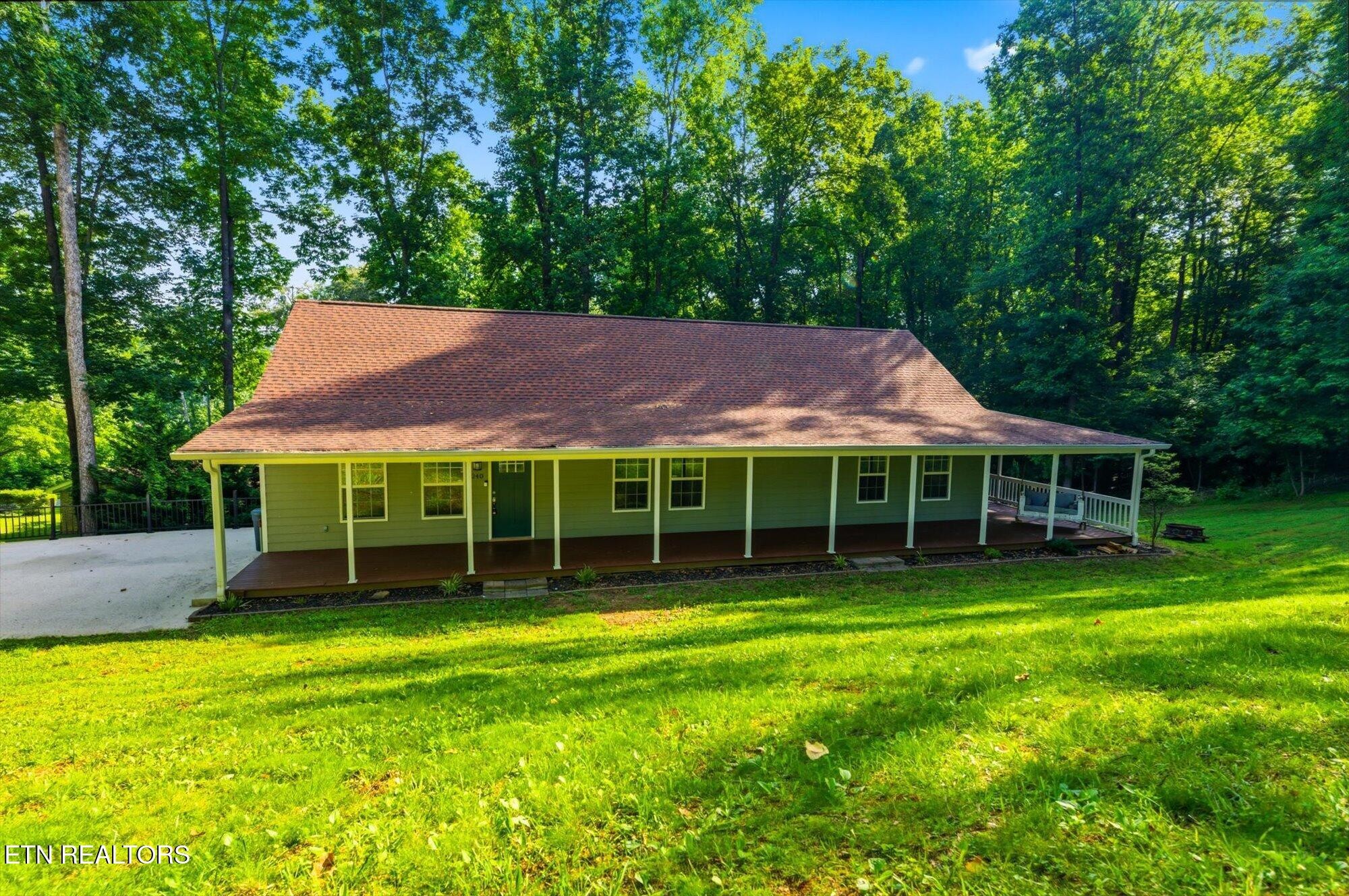 240 Scenic Drive Property Photo 1
