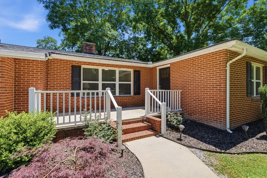 1819 Hamilton Ave Property Photo 8
