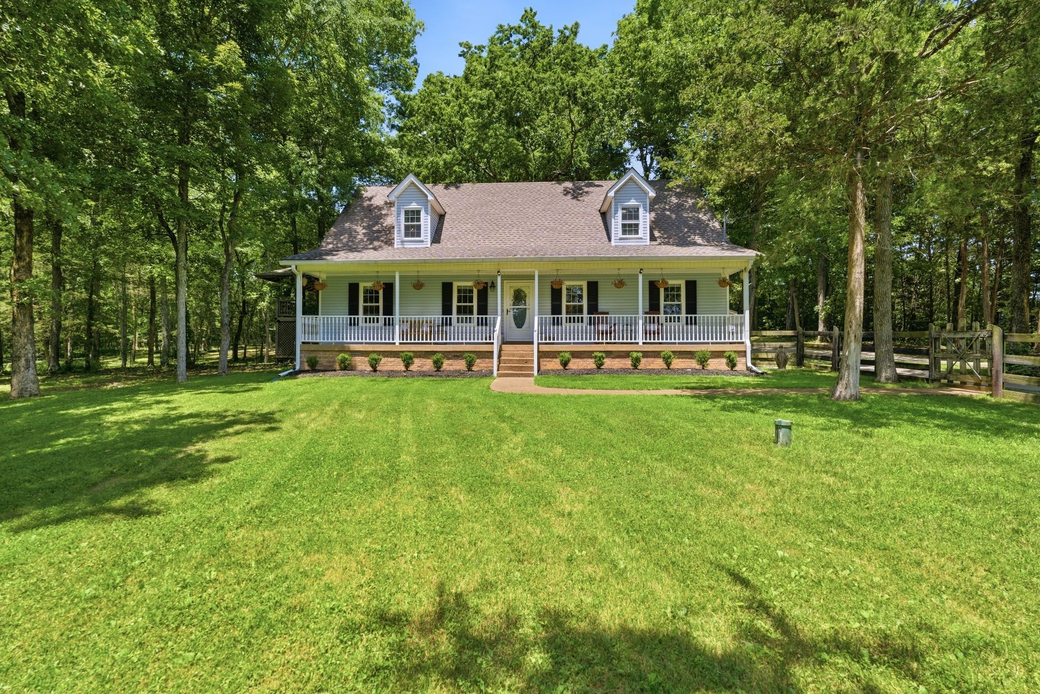 4860 Pyles Rd Property Photo 4