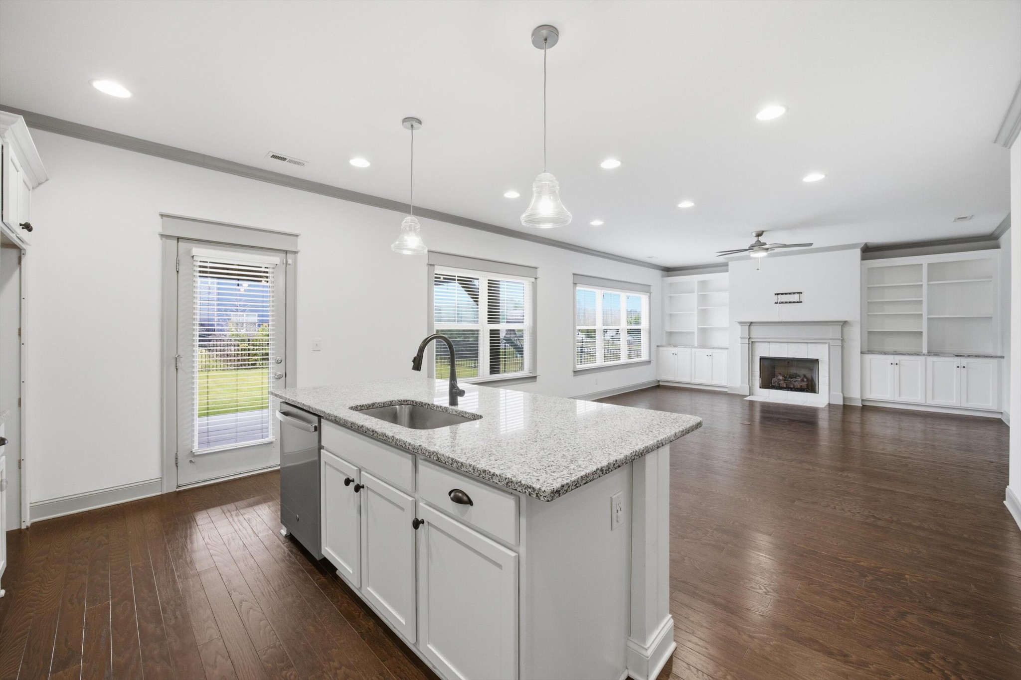 8512 Red Deer Lane