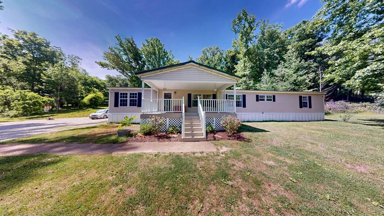 4805 Love Branch Rd Property Photo 1