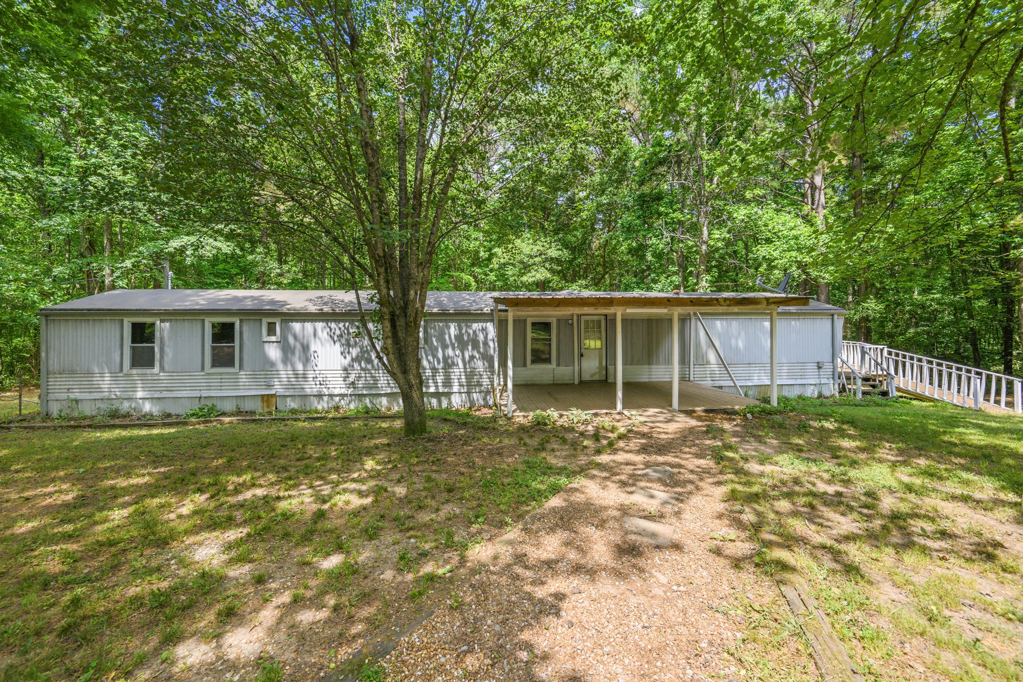 2417 Maytown Rd Property Photo 2