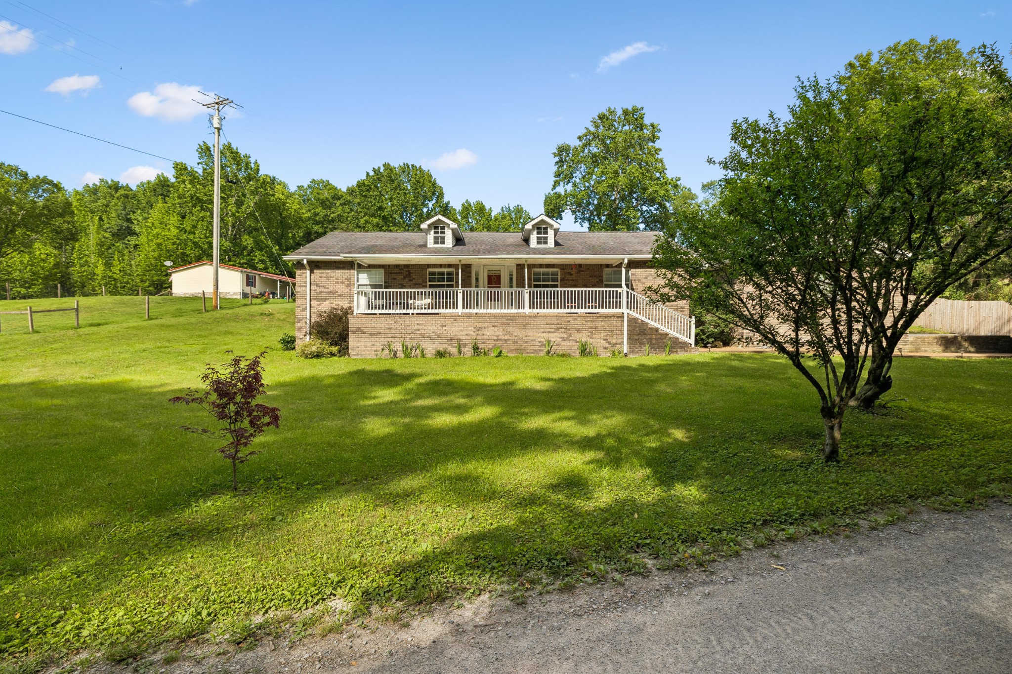 698 Tooley Branch Rd Property Photo 1