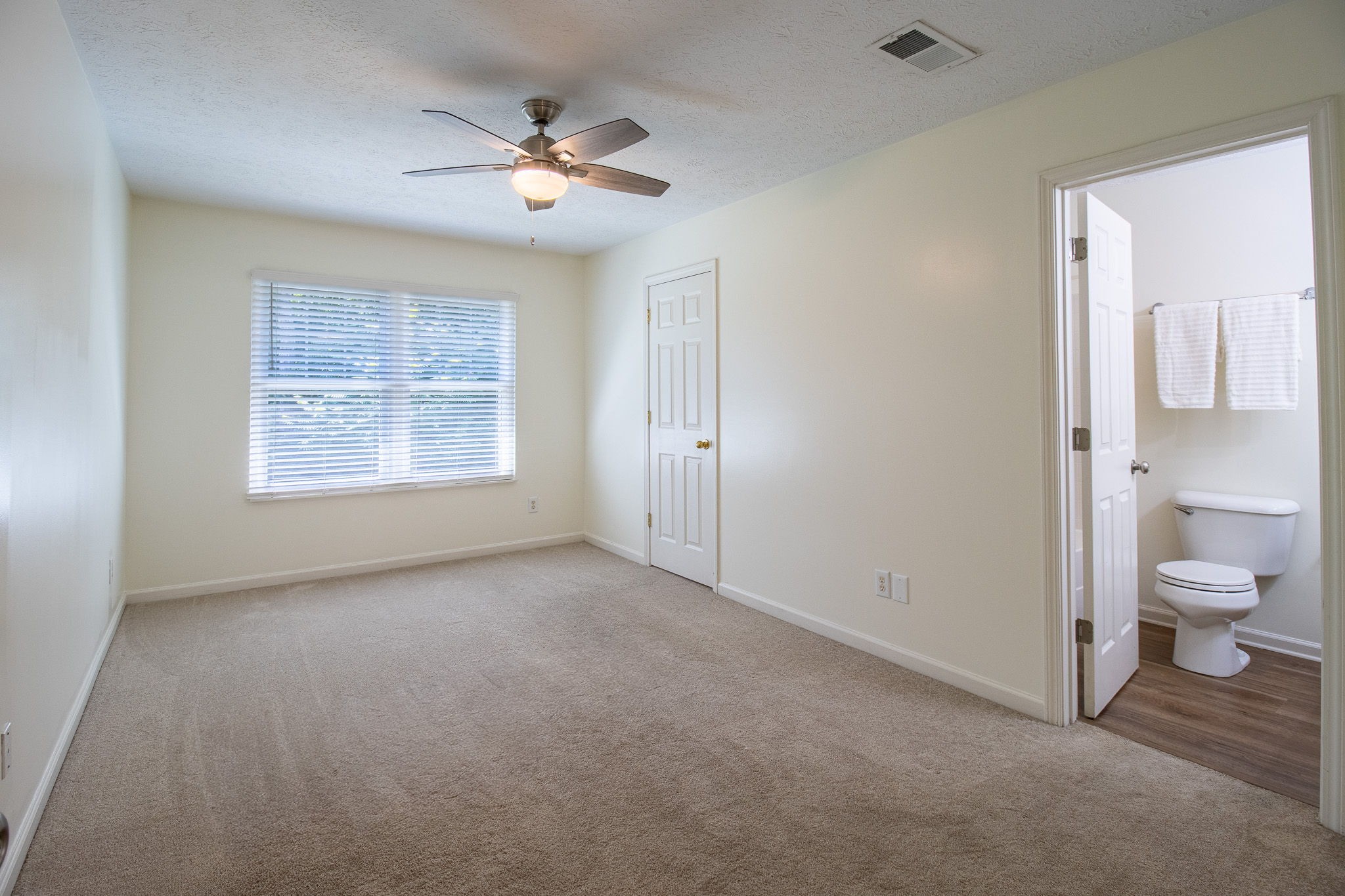 622 Flintlock Ct Property Photo 39