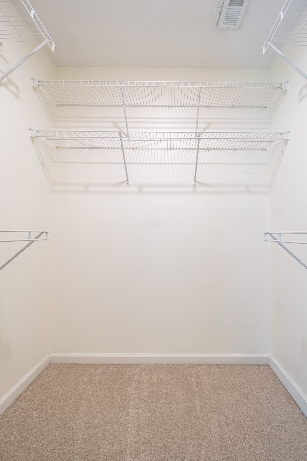 622 Flintlock Ct Property Photo 42