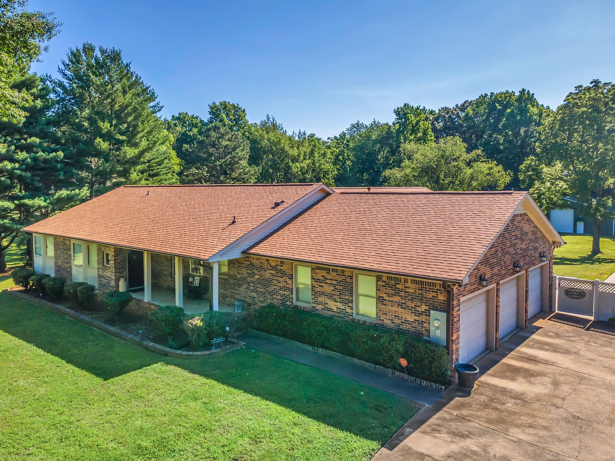 1495 Jeff Rd, Nw Property Photo 1