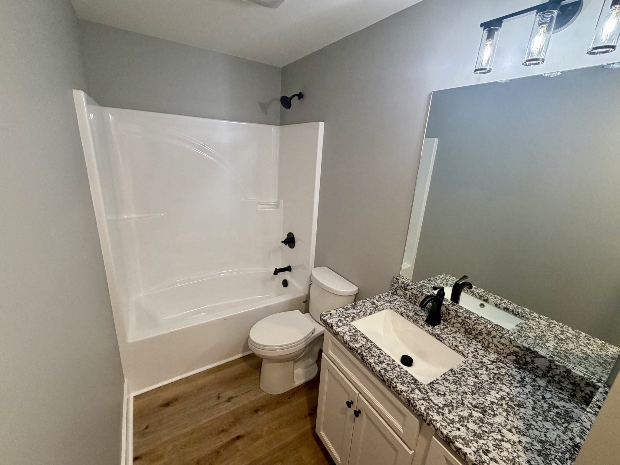 474 Ables Ln Property Photo 3