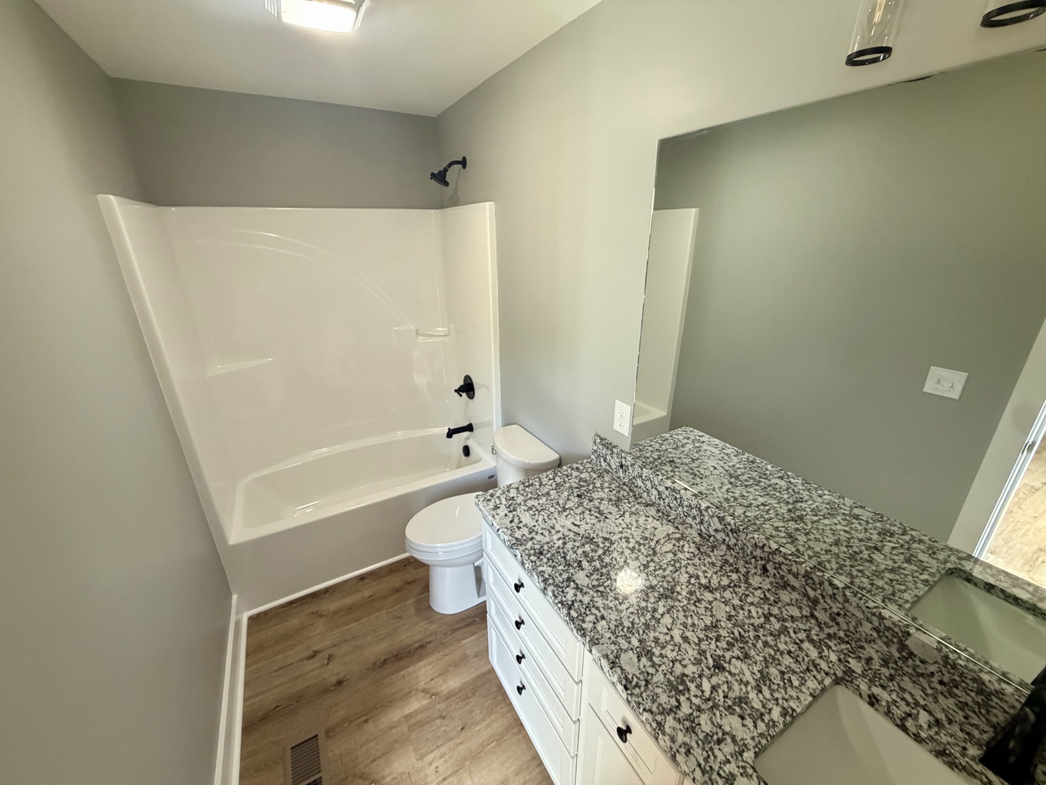 474 Ables Ln Property Photo 5