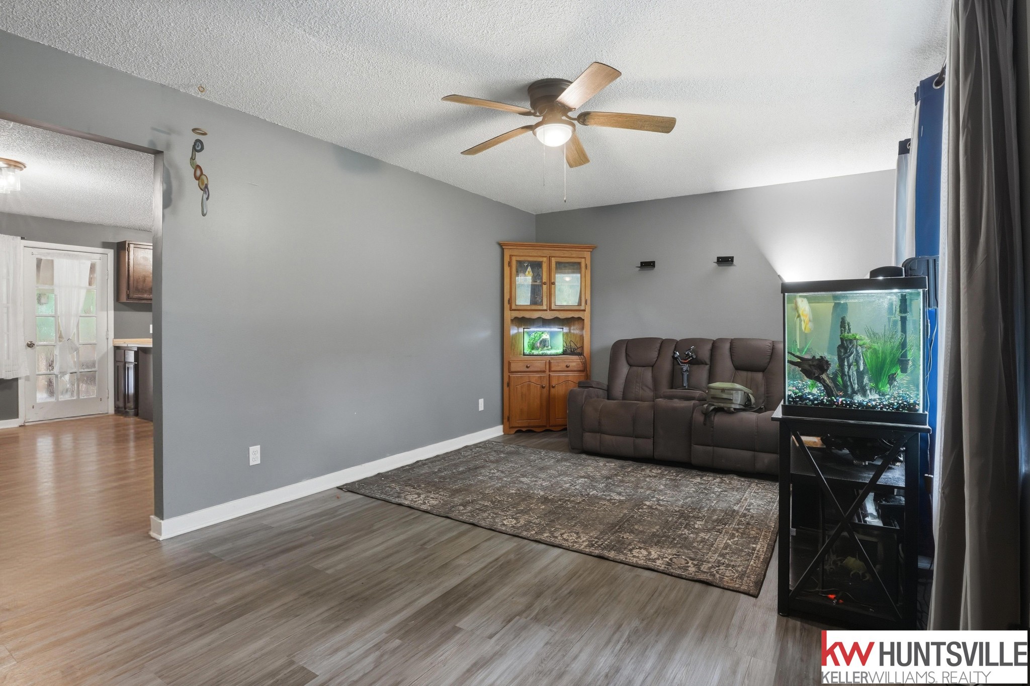 39 Eastwood Dr Property Photo 5