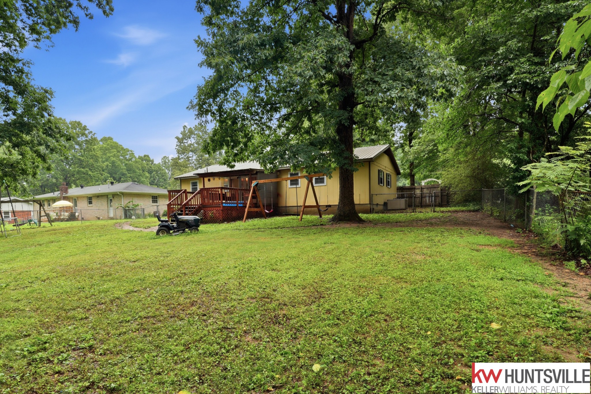 39 Eastwood Dr Property Photo 16