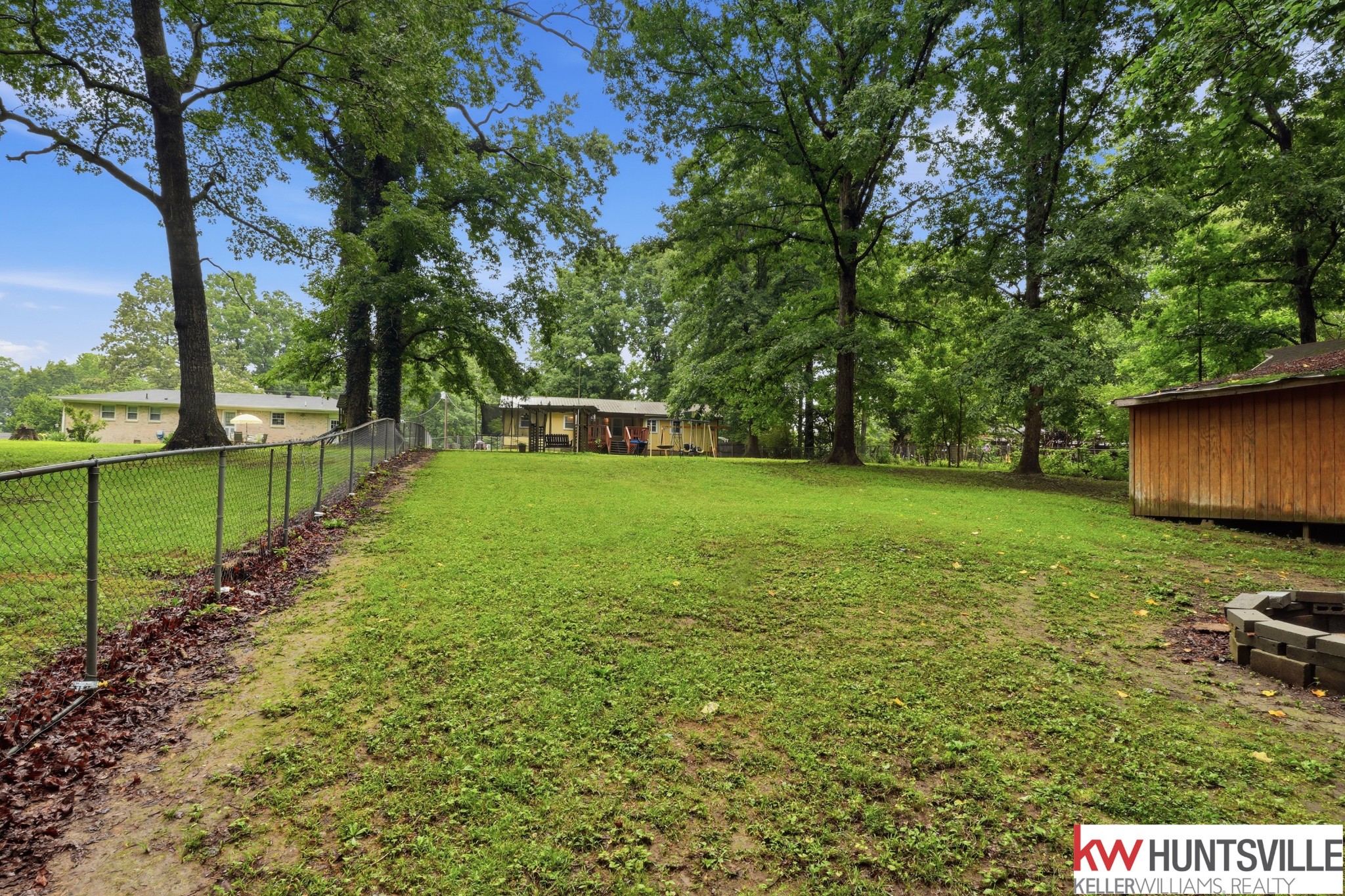 39 Eastwood Dr Property Photo 20