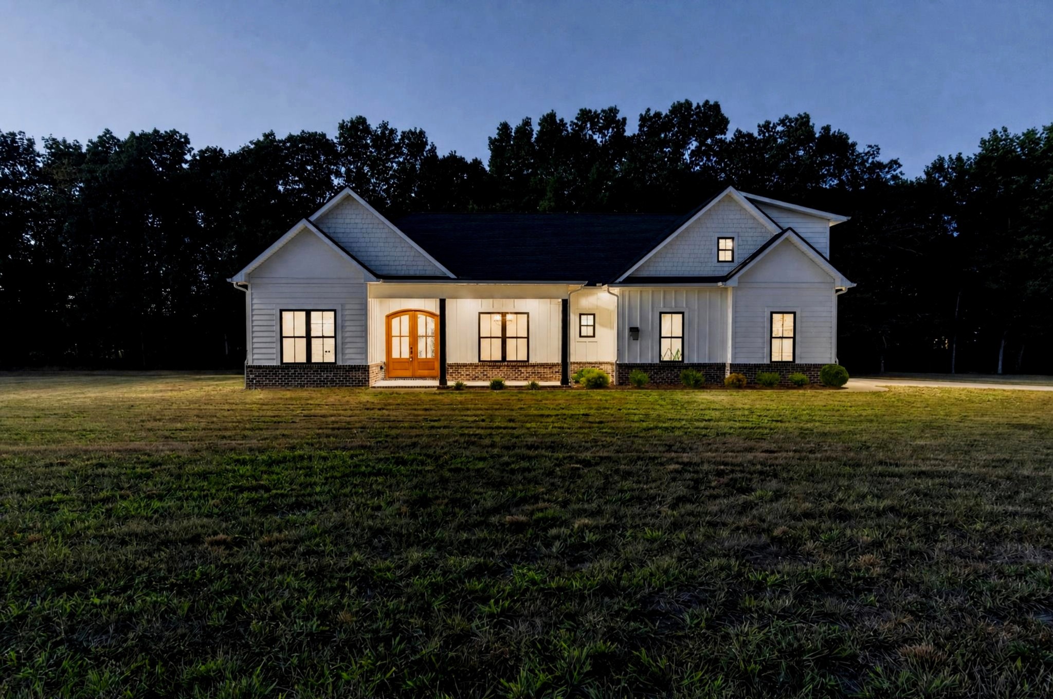 933 Ovoca Lake Rd Property Photo 1