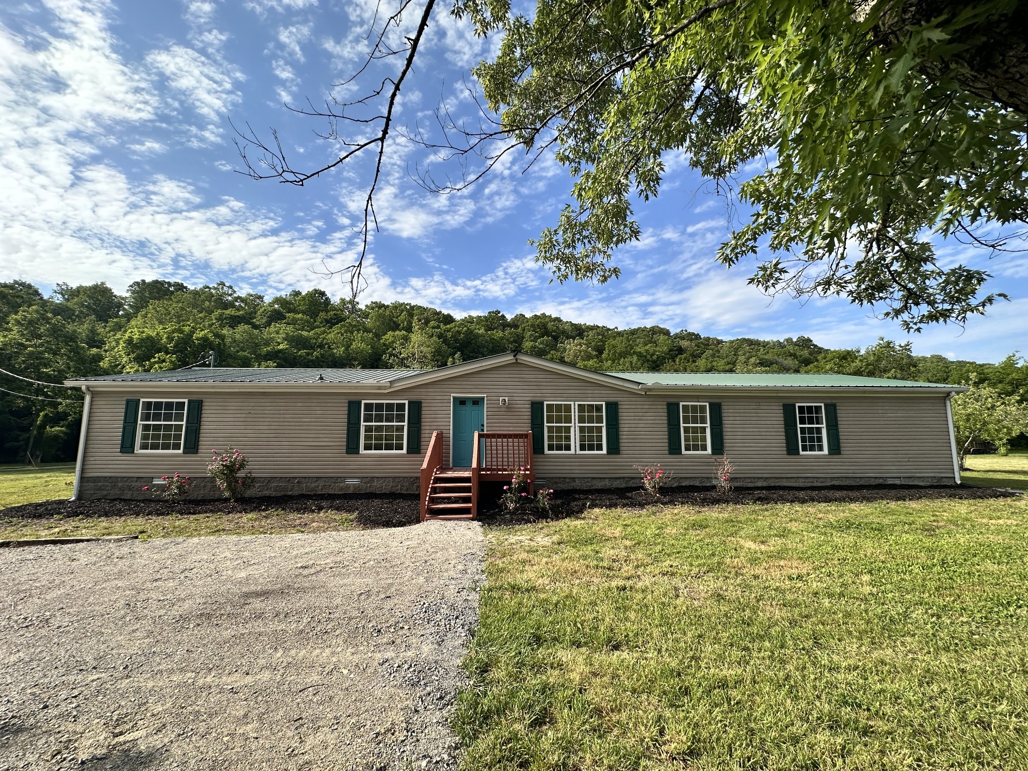 7287 Pinewood Rd Property Photo 1