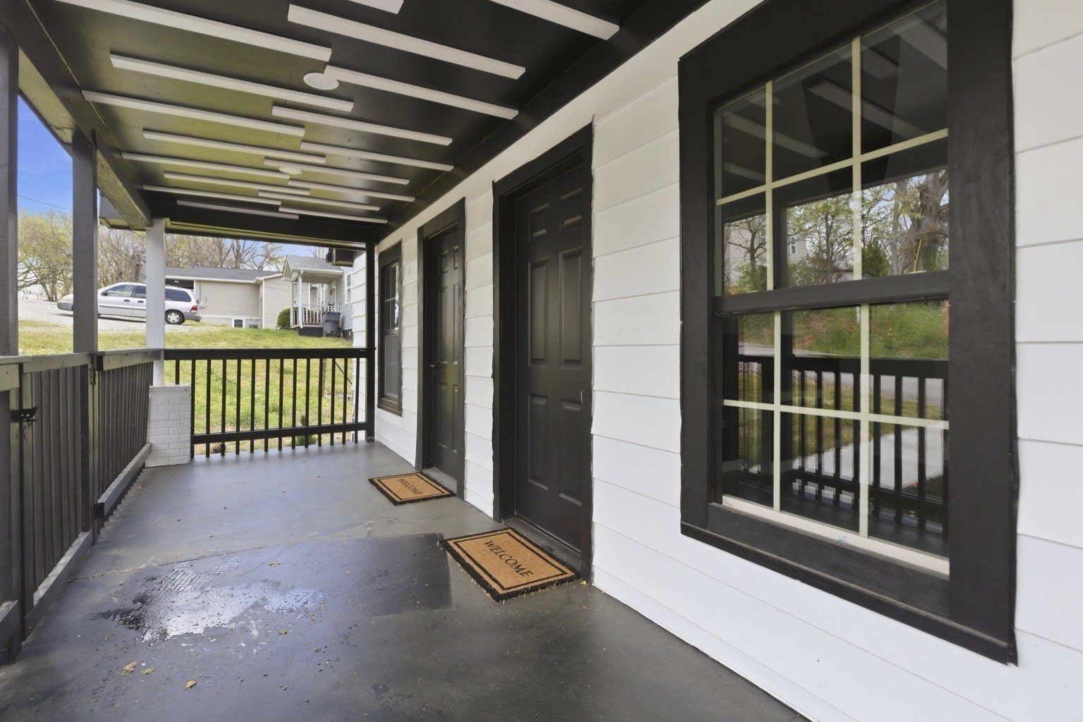 206 Winding Way Property Photo 4