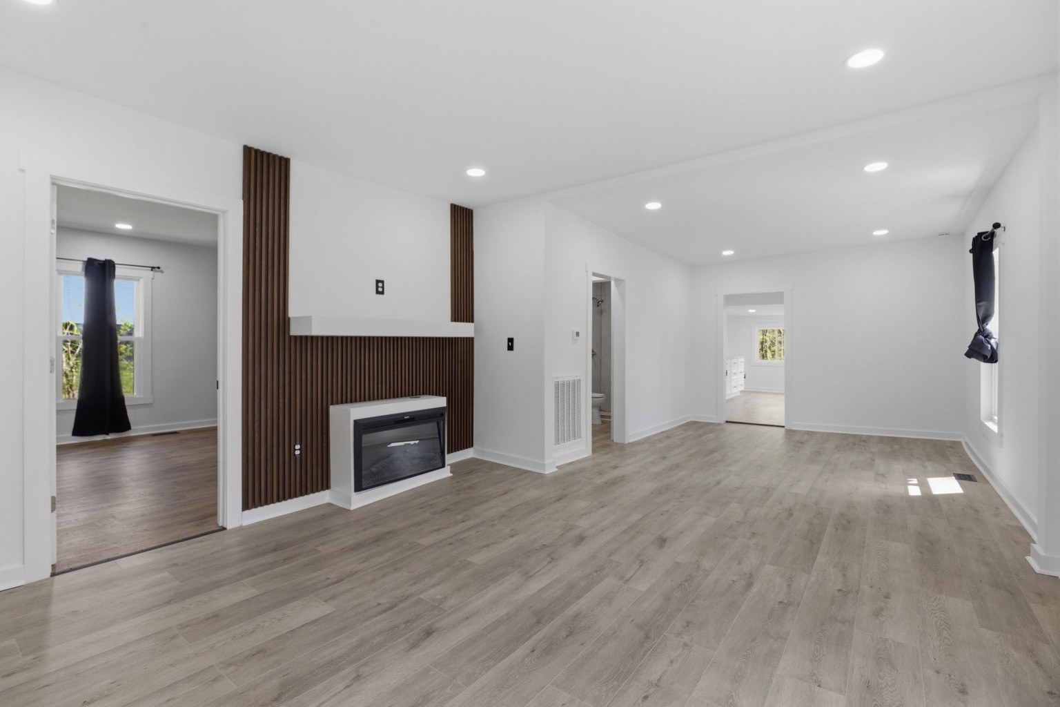 206 Winding Way Property Photo 10