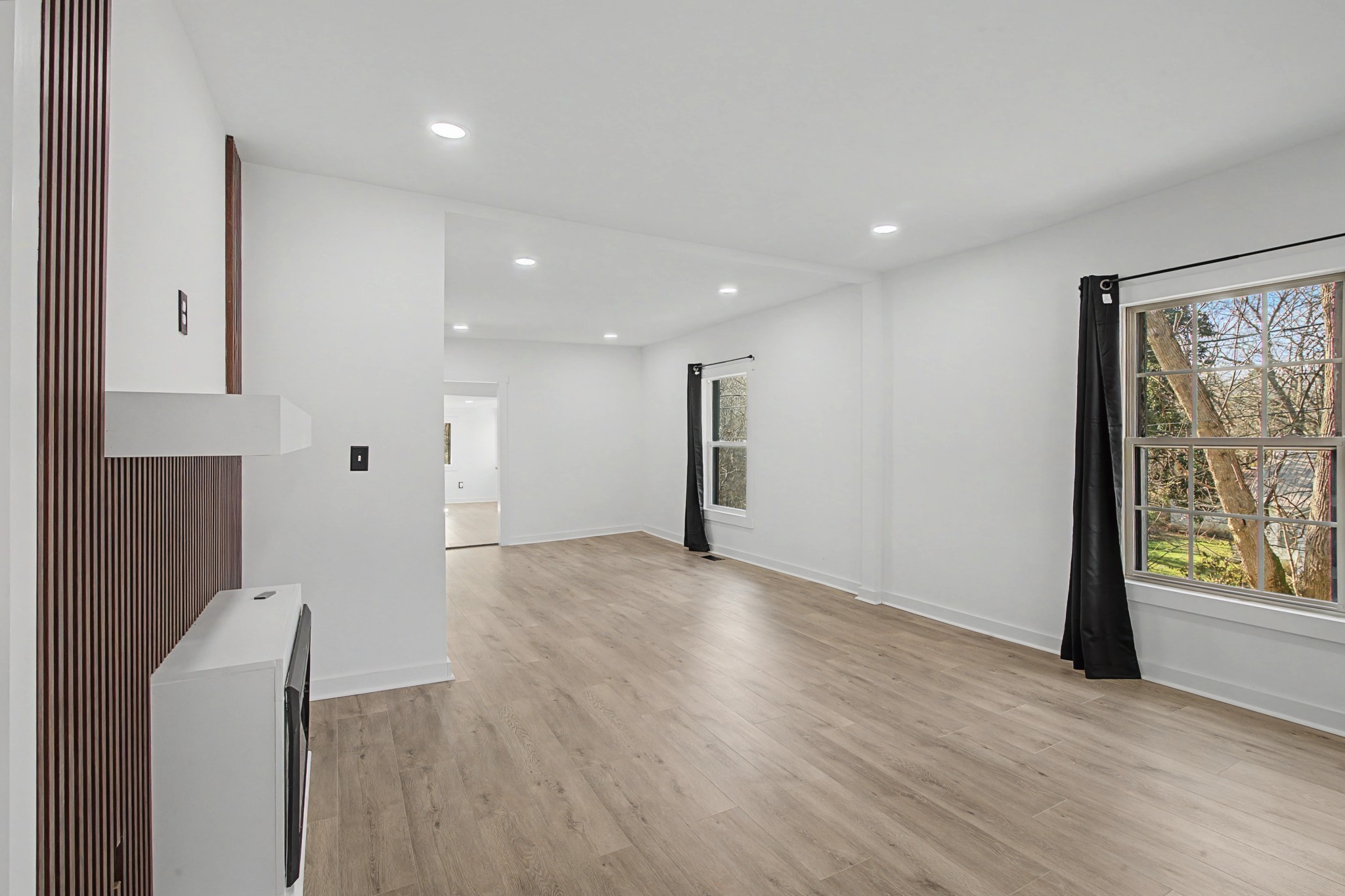 206 Winding Way Property Photo 11