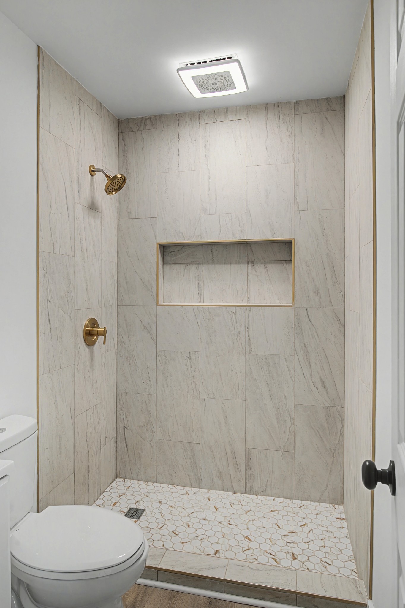 206 Winding Way Property Photo 30
