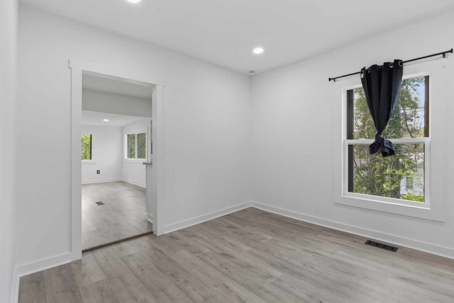 206 Winding Way Property Photo 40