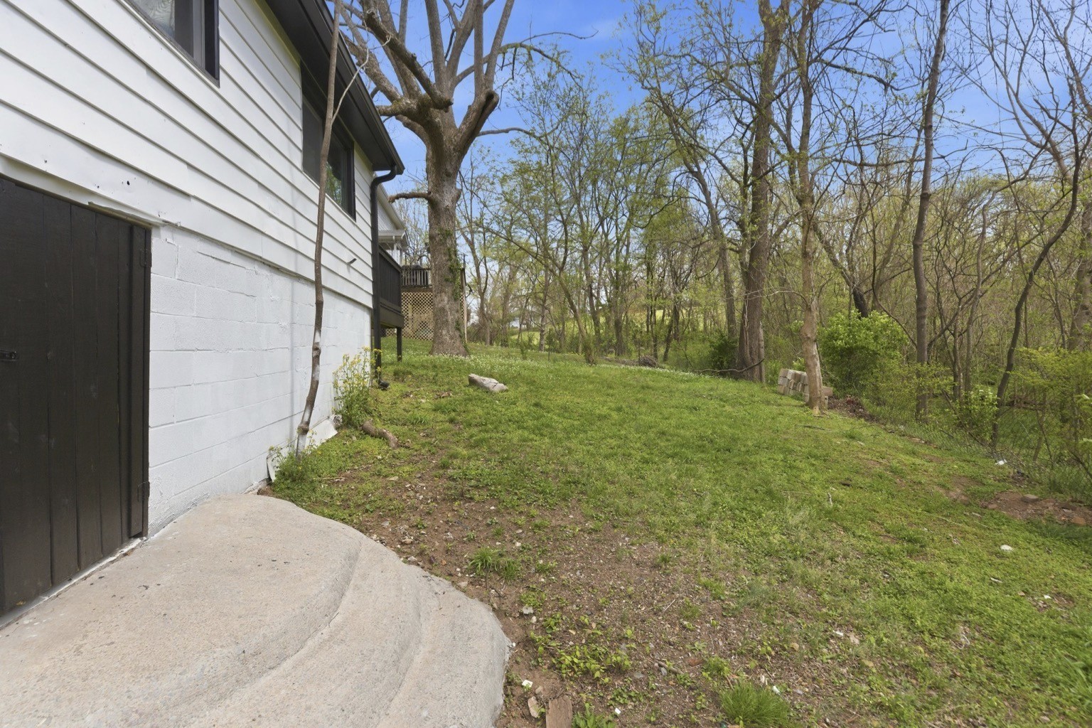206 Winding Way Property Photo 52