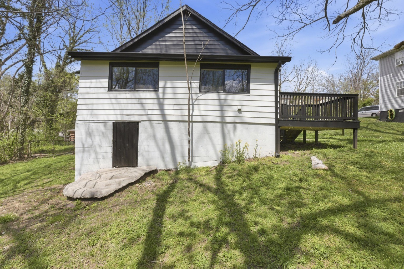 206 Winding Way Property Photo 53
